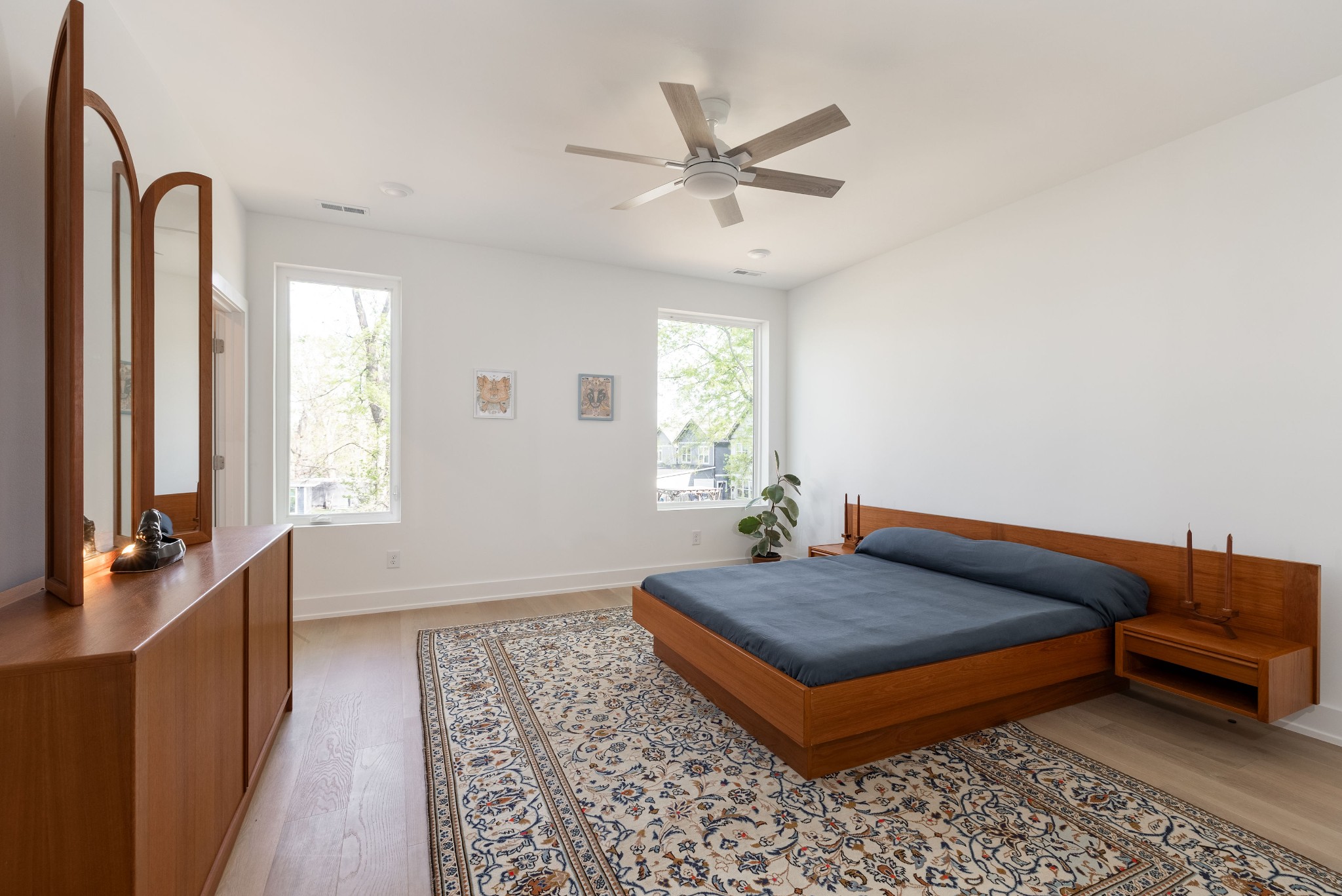 1208B McGavock Pike