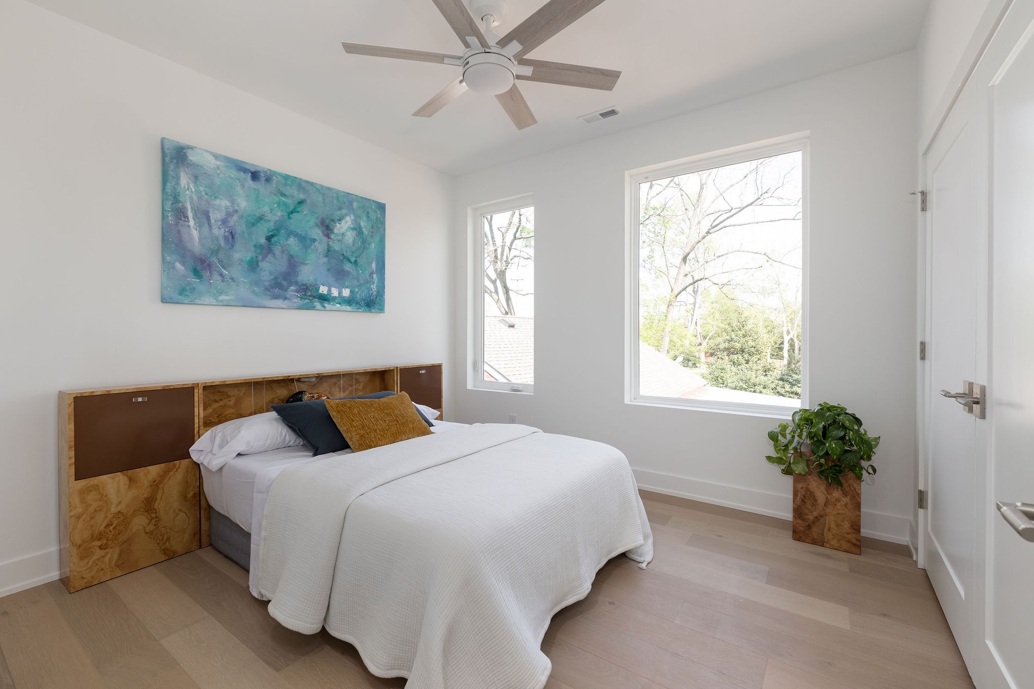 1208A McGavock Pike
