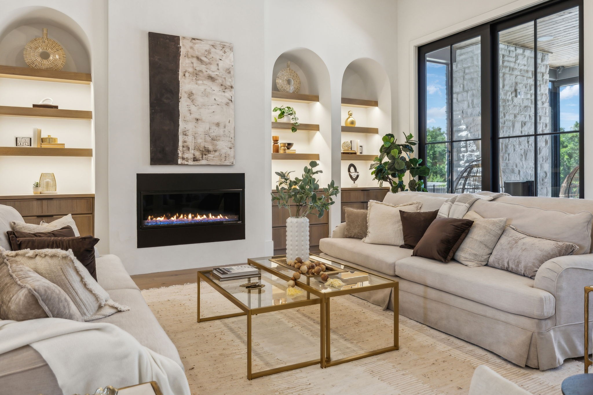 8104 Turning Point Dr