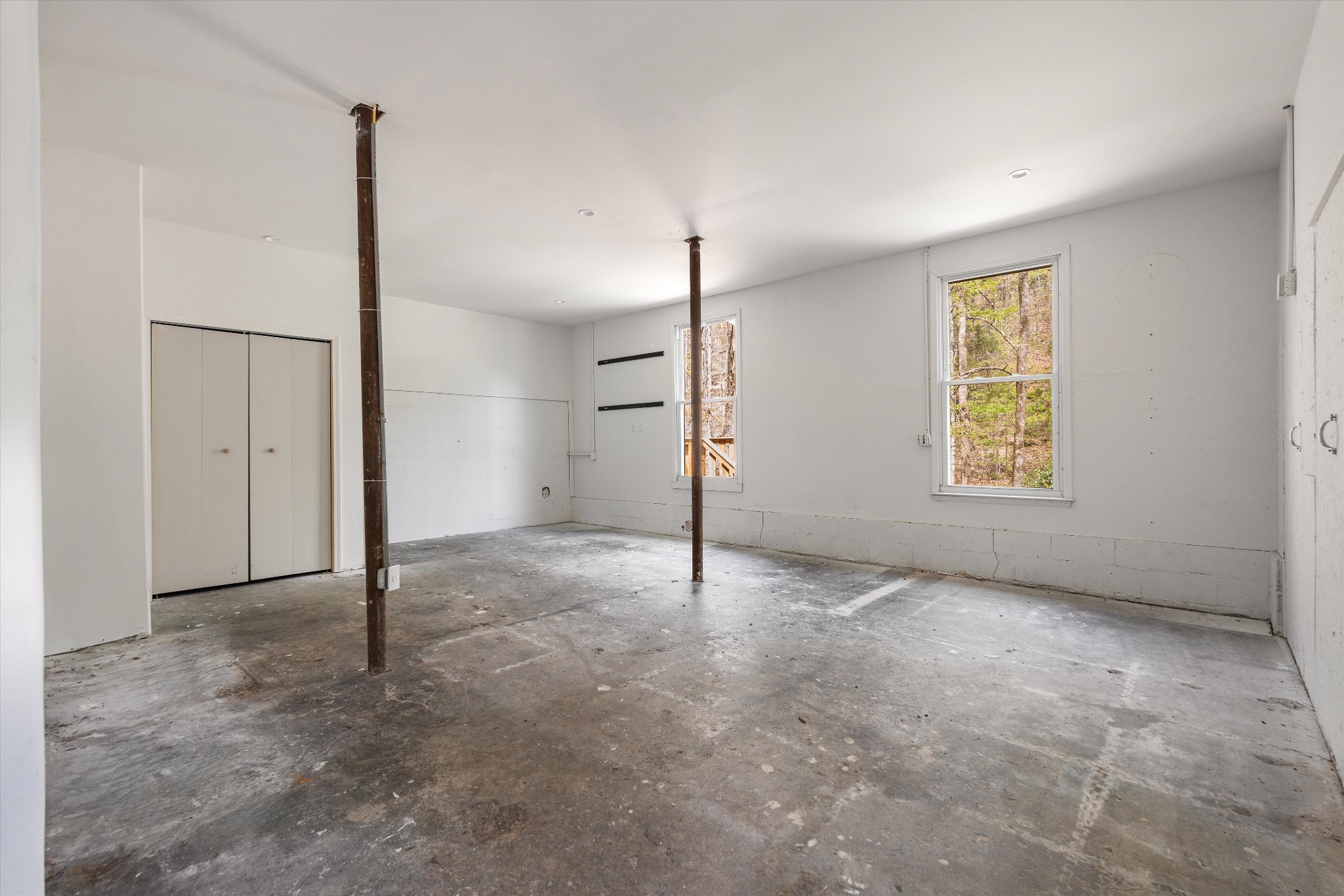 1134 Barrel Springs Hollow Rd