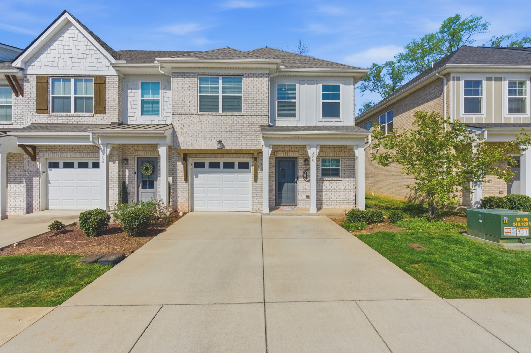 360 Banbury Dr