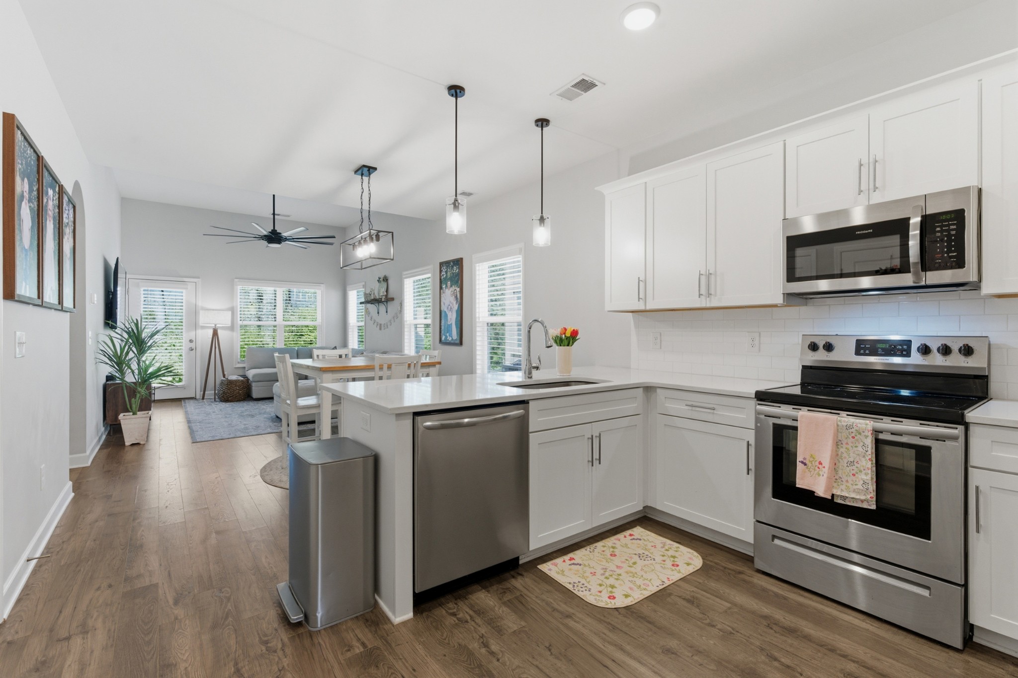 360 Banbury Dr