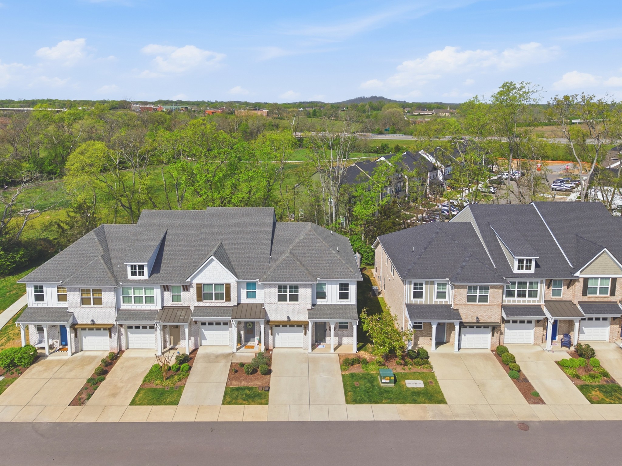 360 Banbury Dr