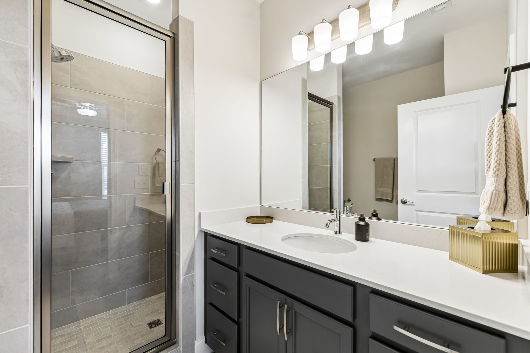 3220 Patcham Dr Unit: 204