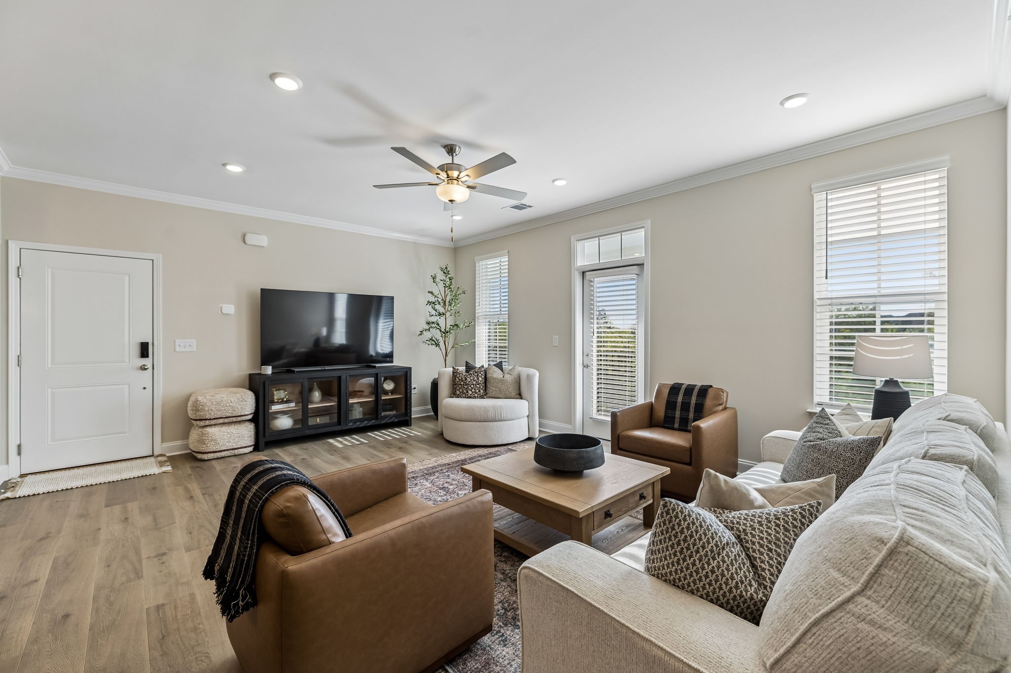 3220 Patcham Dr Unit: 204