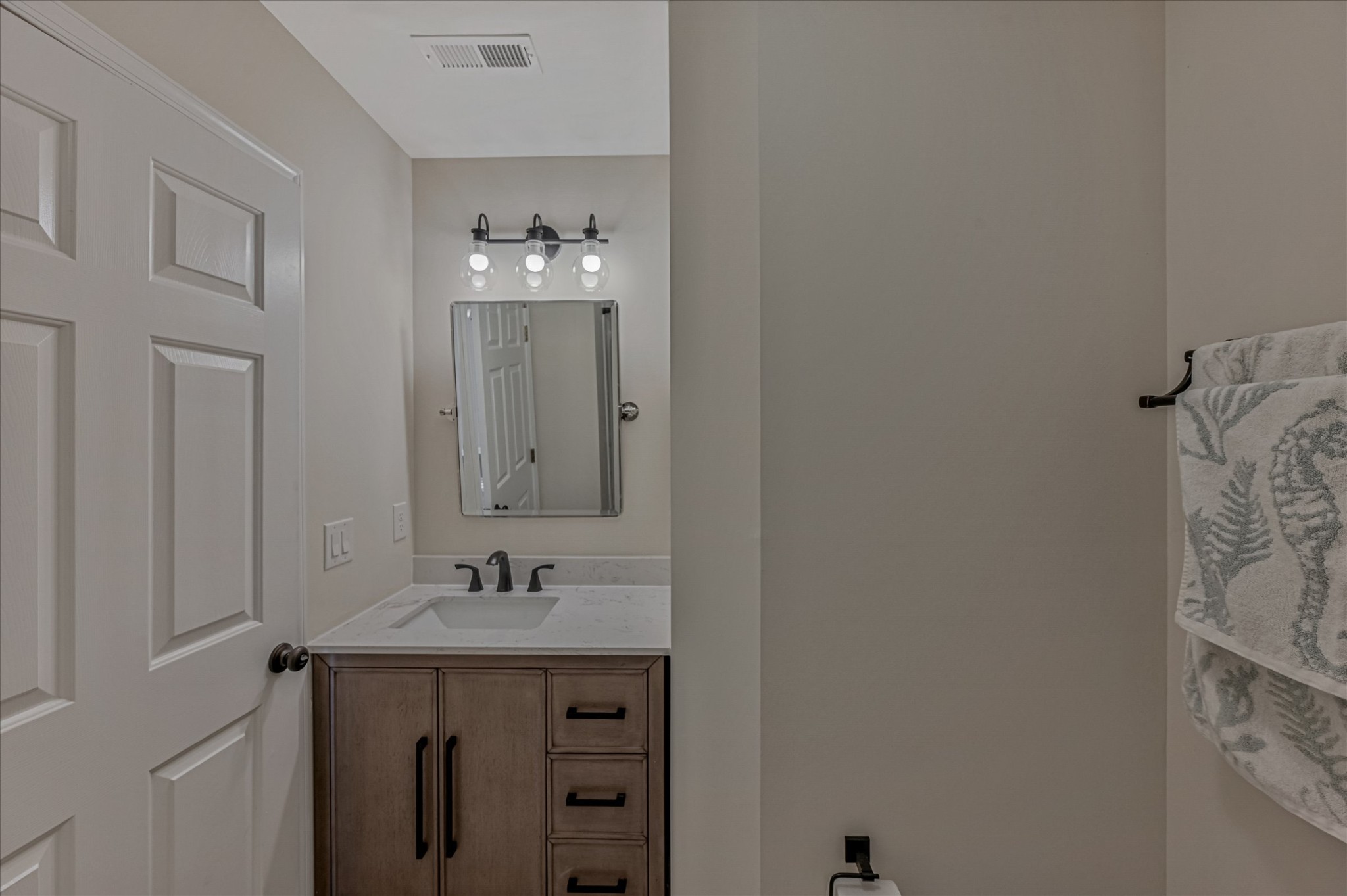 643 Huffine Manor Cir