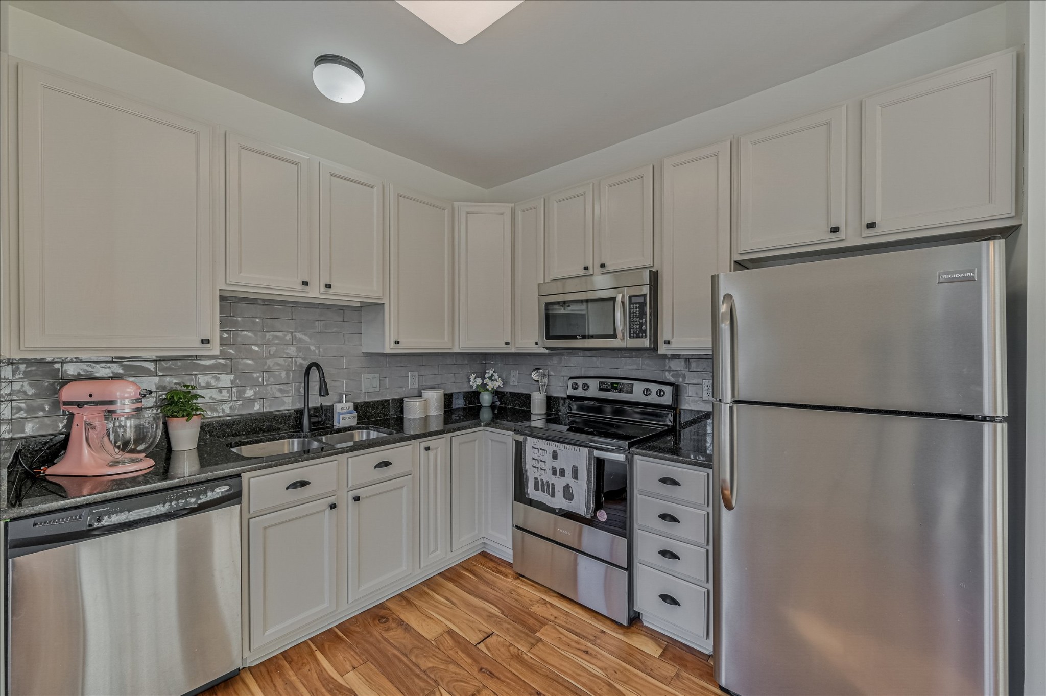 643 Huffine Manor Cir