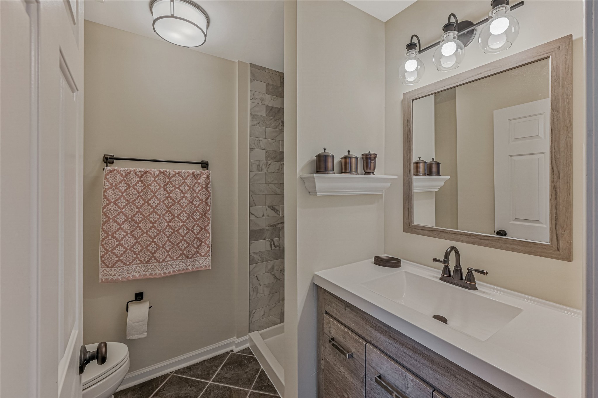 643 Huffine Manor Cir