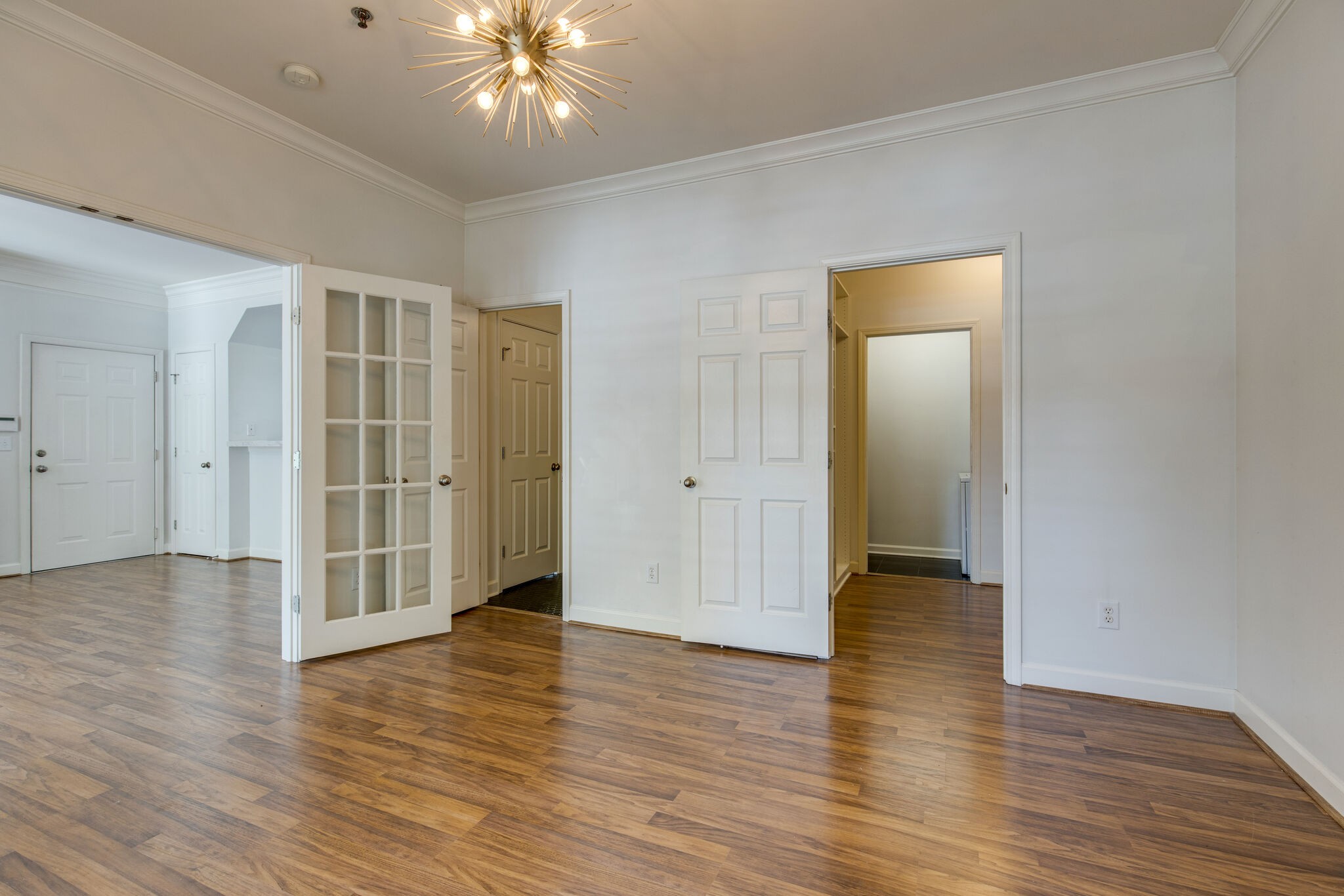 2304 Elliott Ave Unit: 102