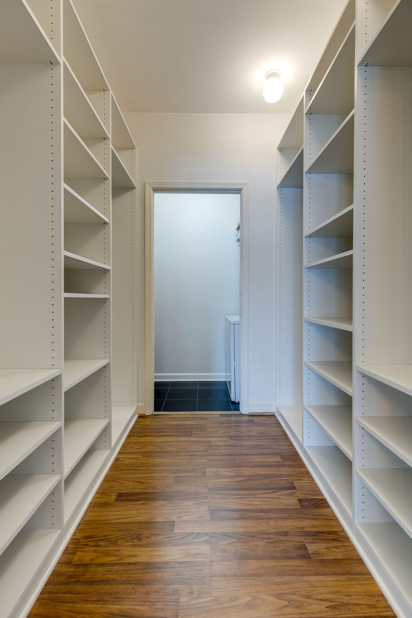 2304 Elliott Ave Unit: 102