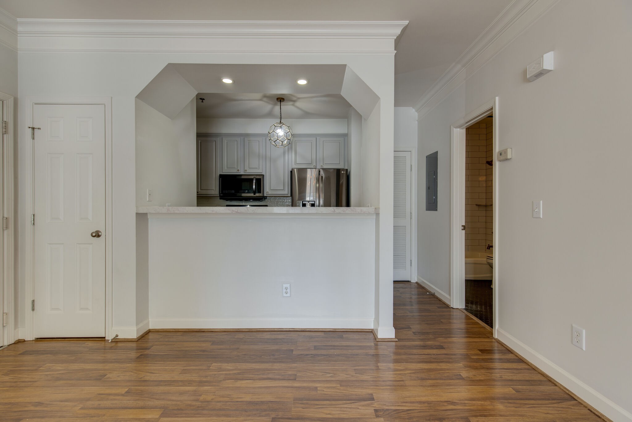 2304 Elliott Ave Unit: 102