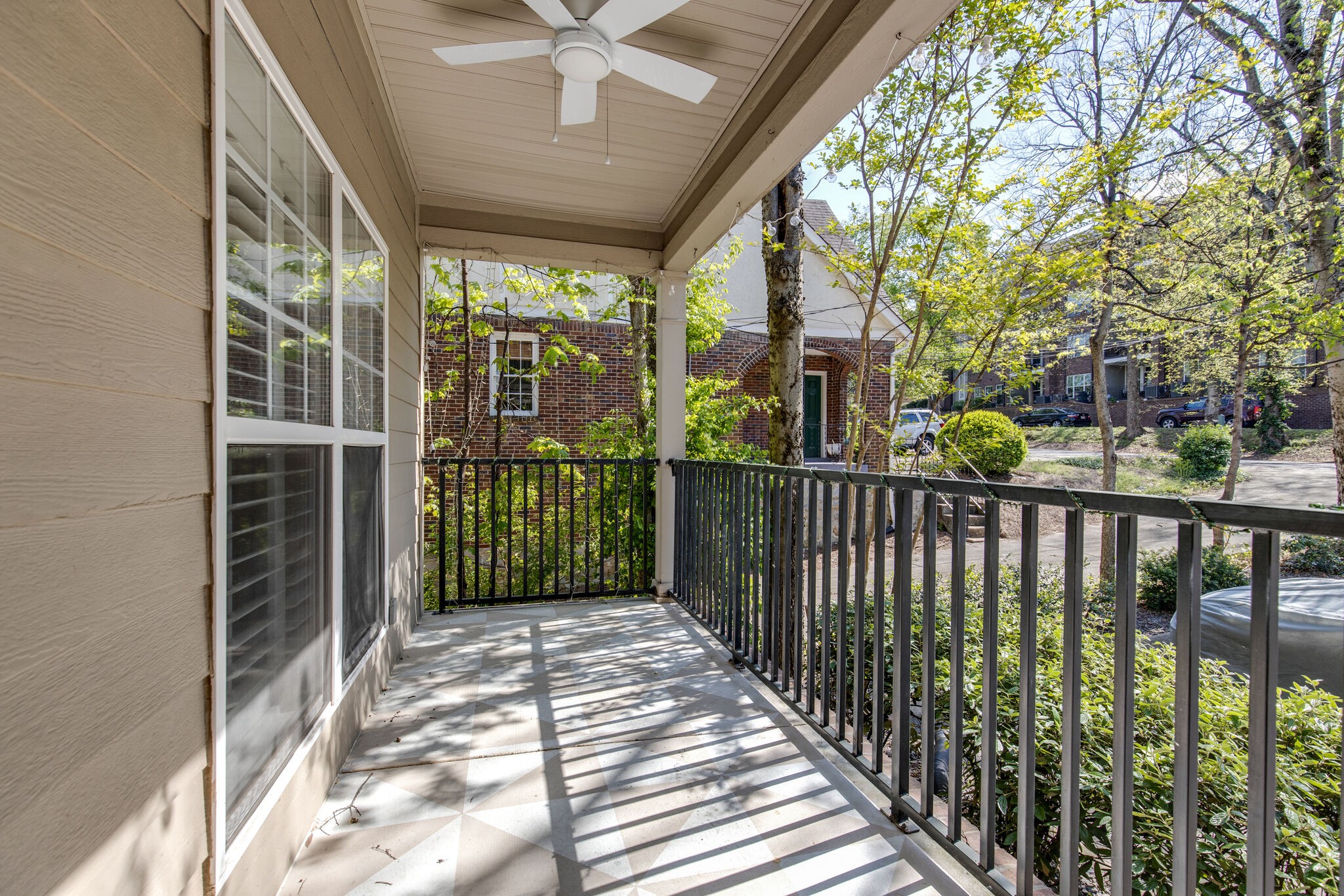 2304 Elliott Ave Unit: 102