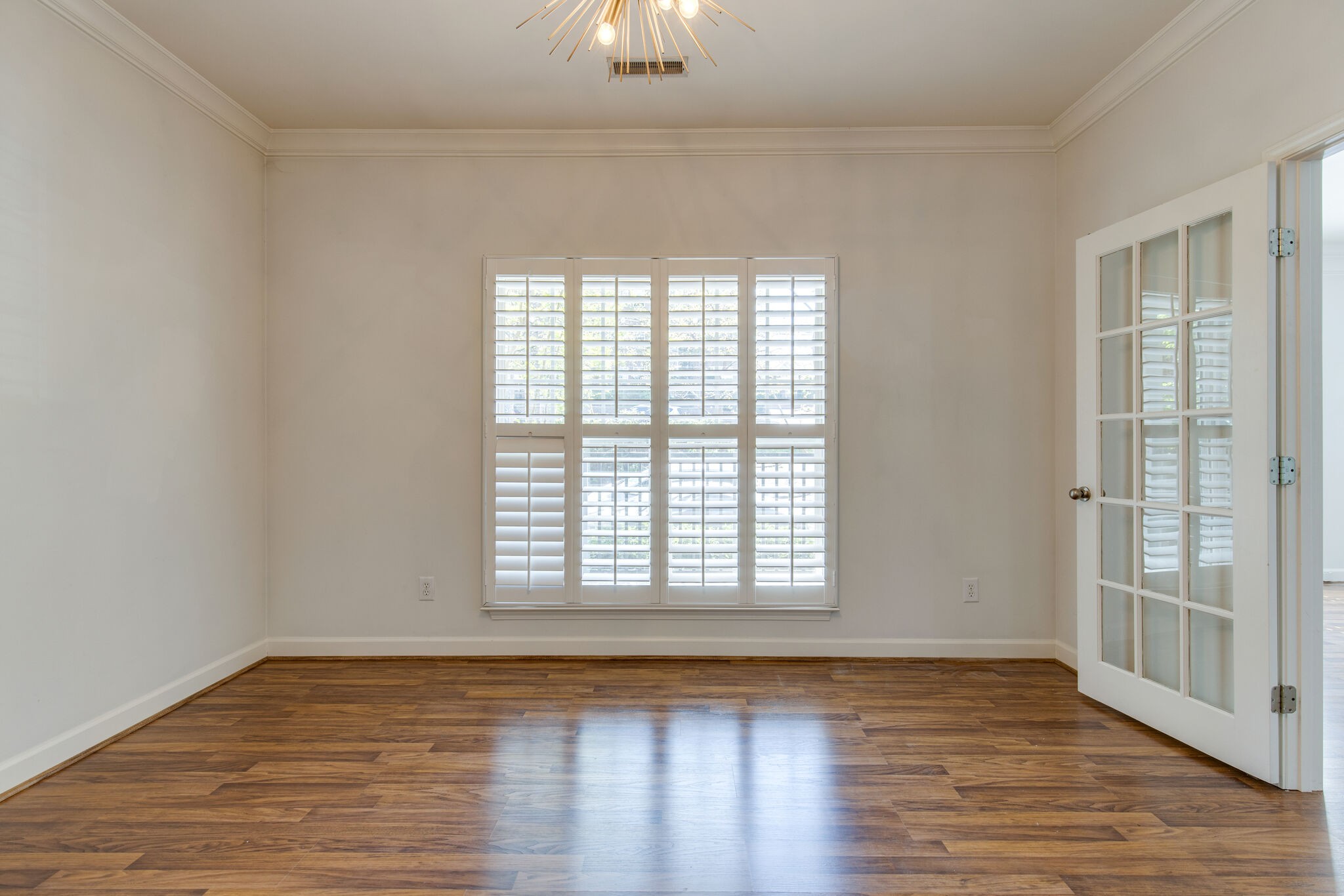 2304 Elliott Ave Unit: 102