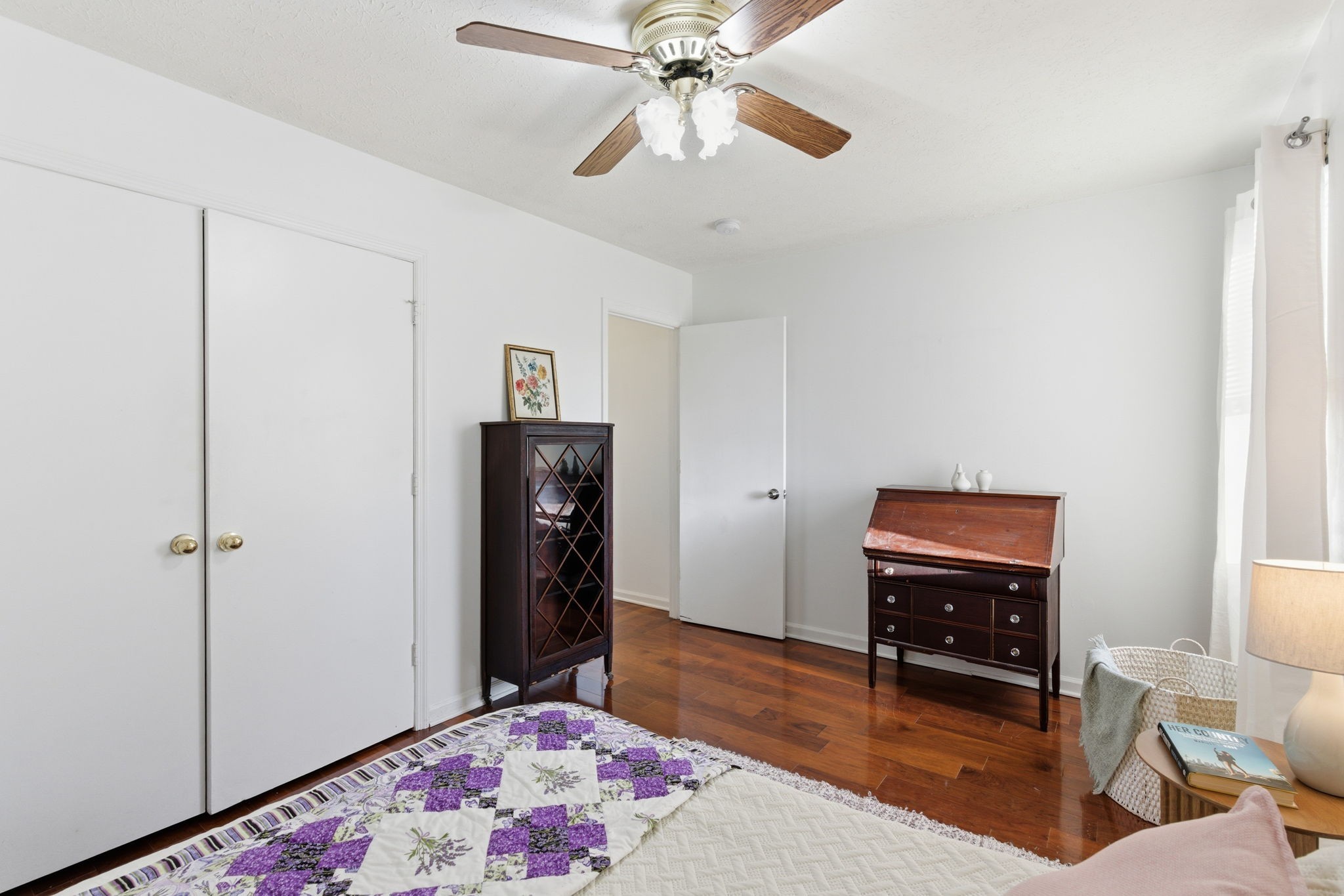 3617 Donna Kay Dr