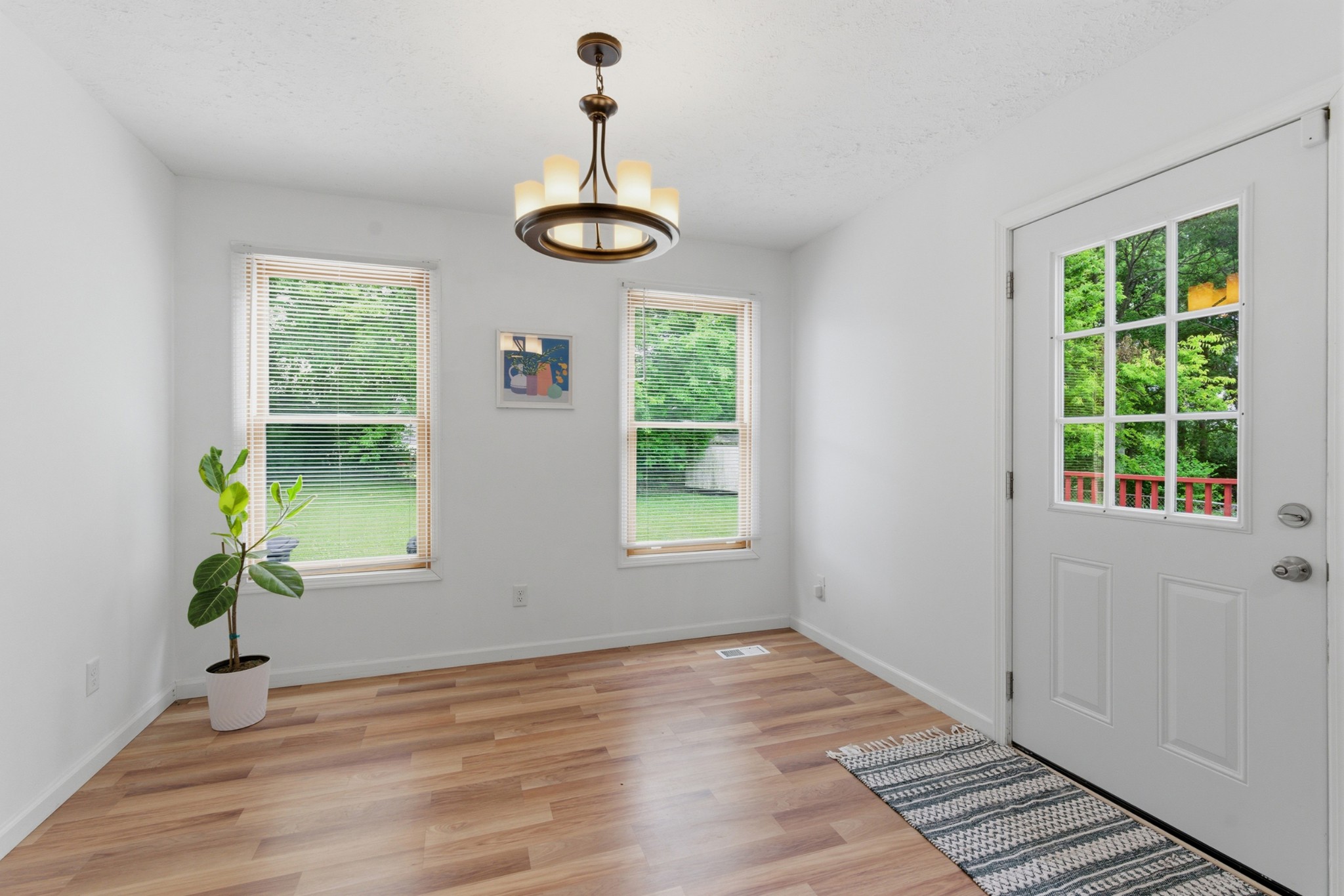 3617 Donna Kay Dr