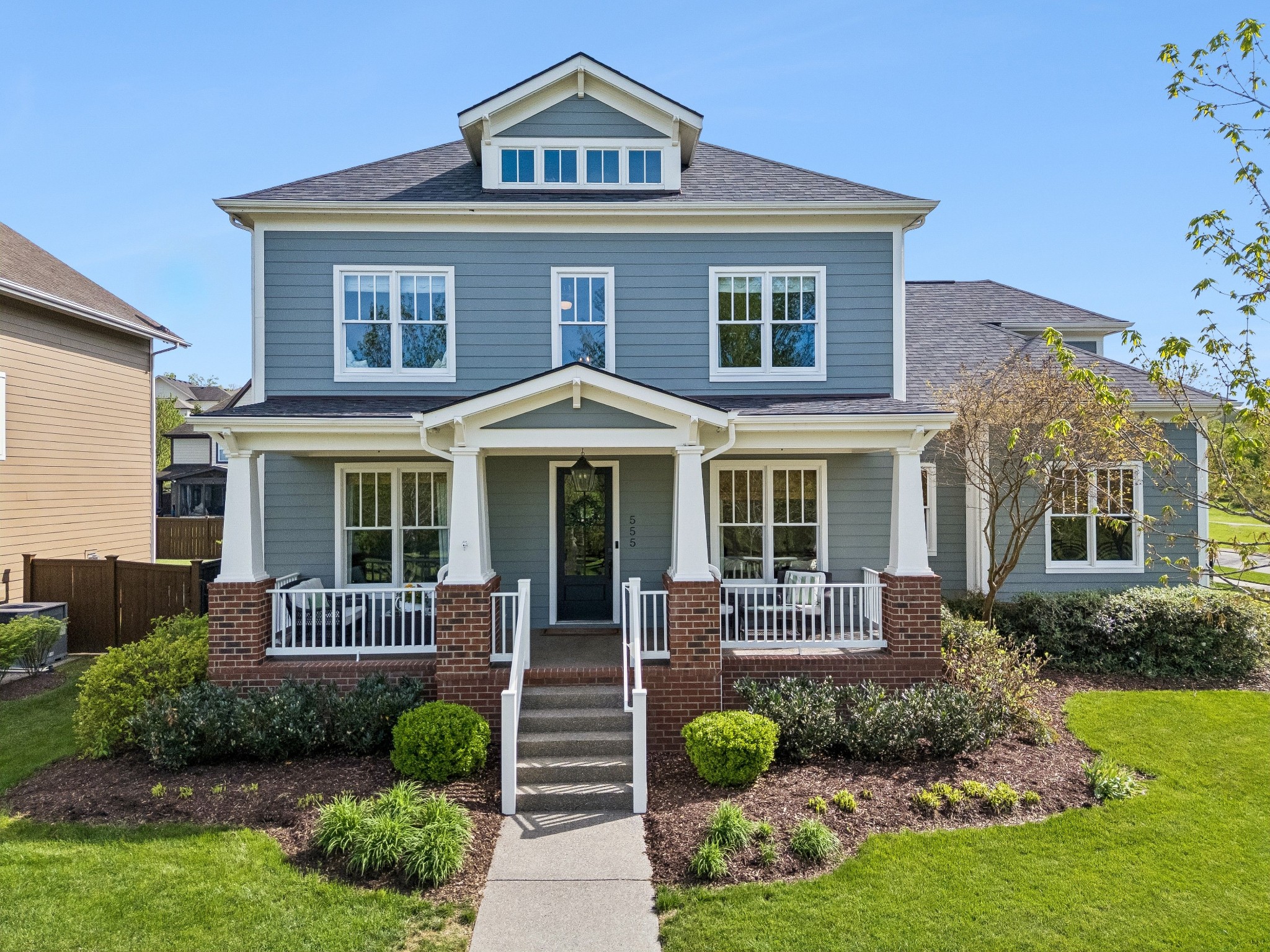 555 Avon River Rd