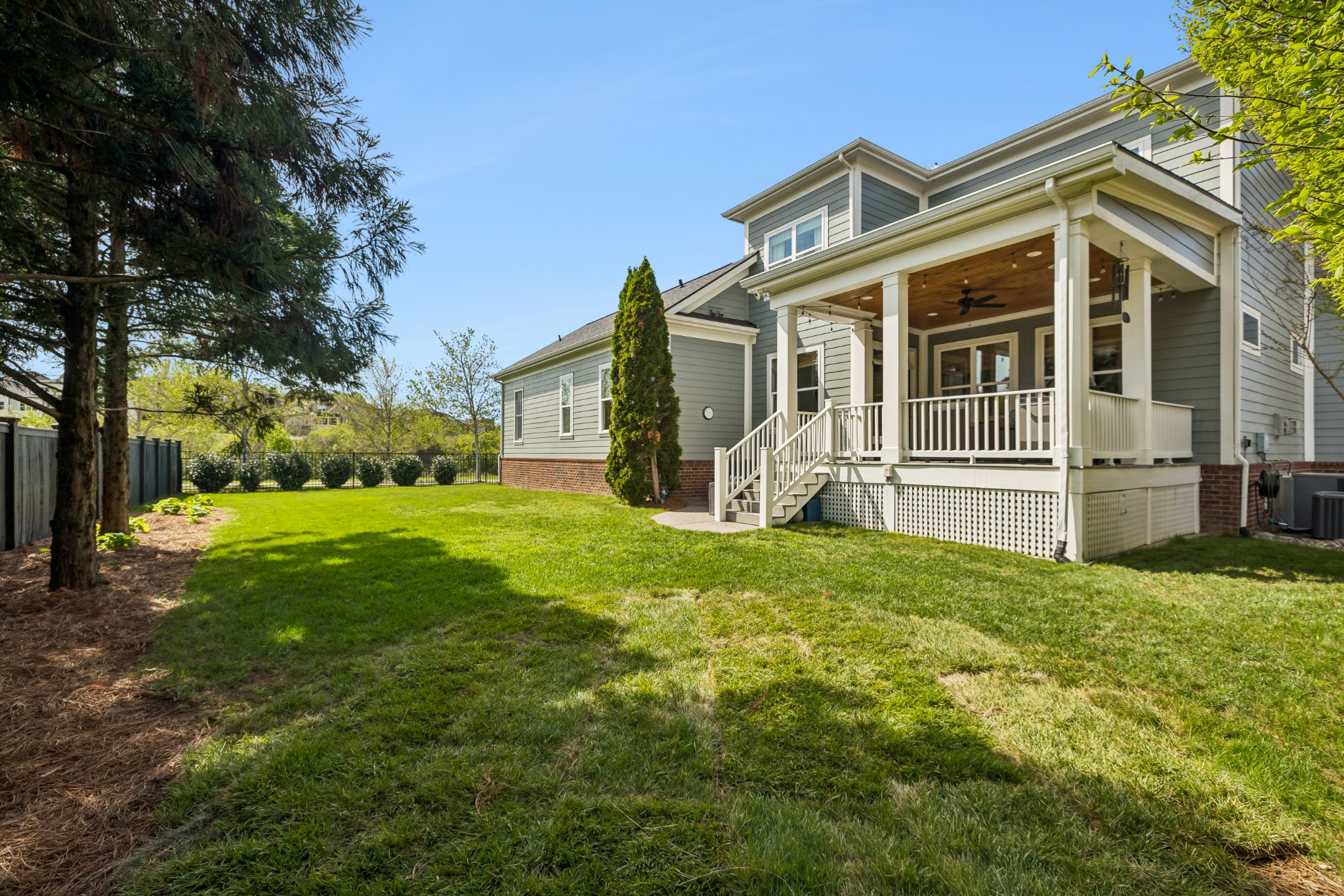 555 Avon River Rd