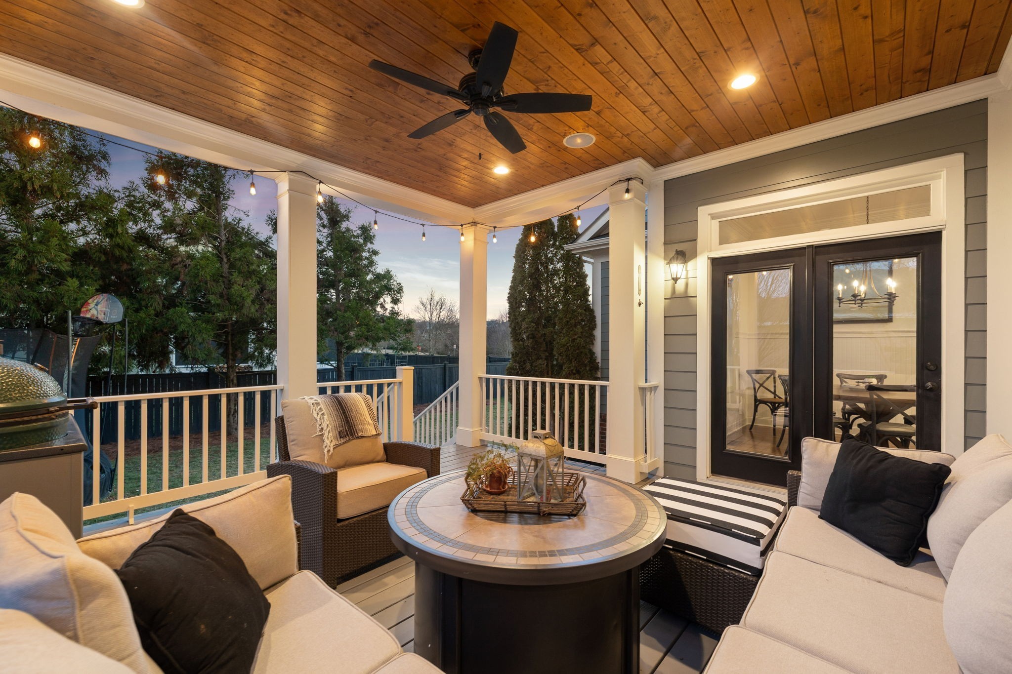 555 Avon River Rd
