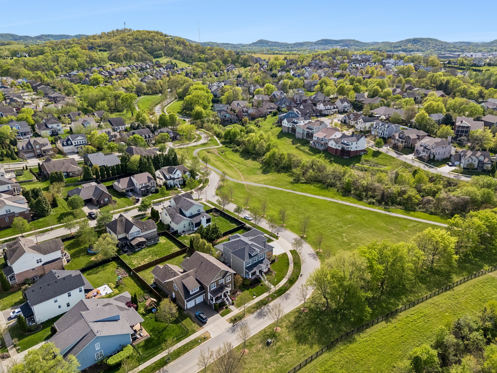 555 Avon River Rd