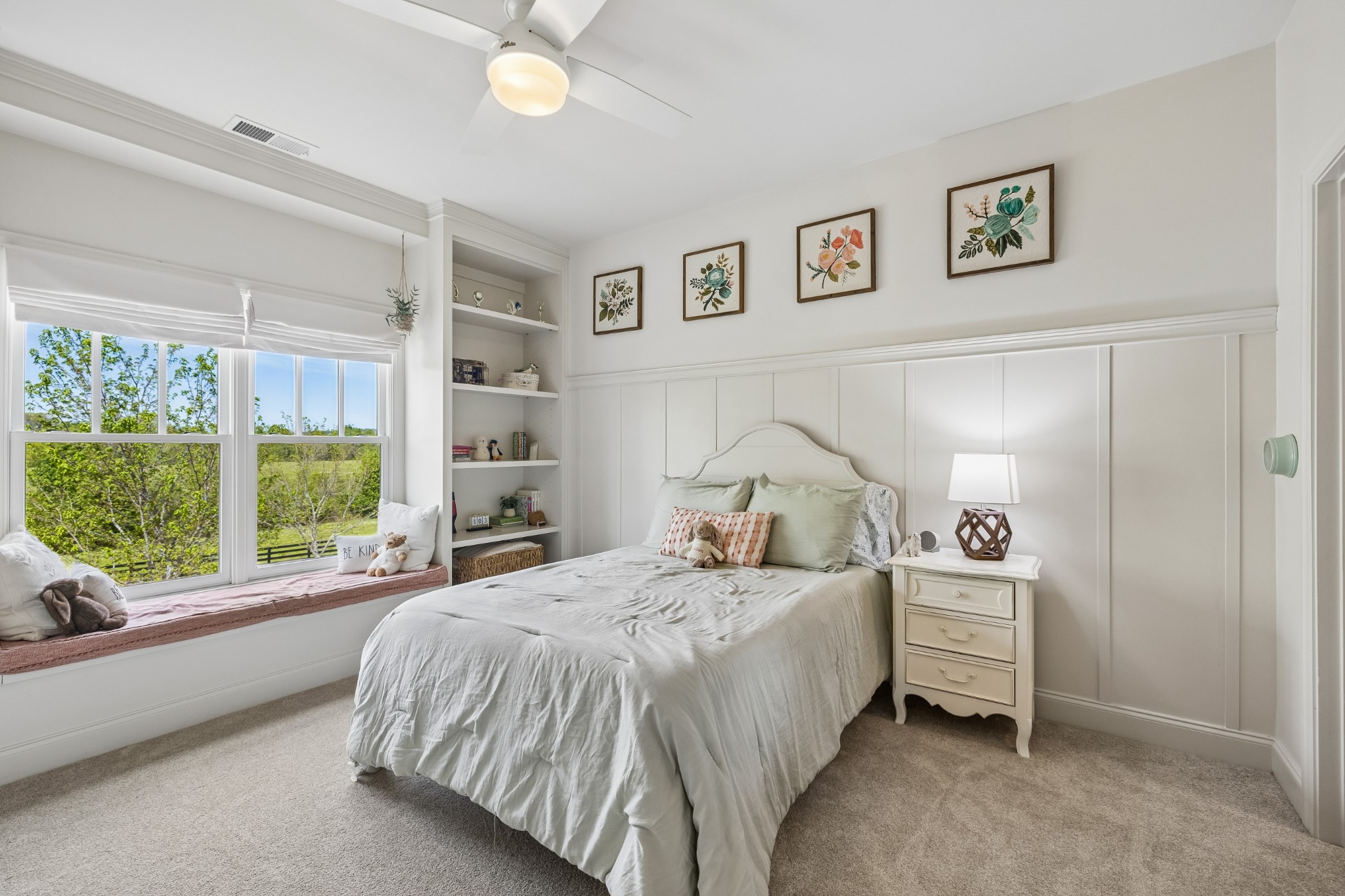 555 Avon River Rd