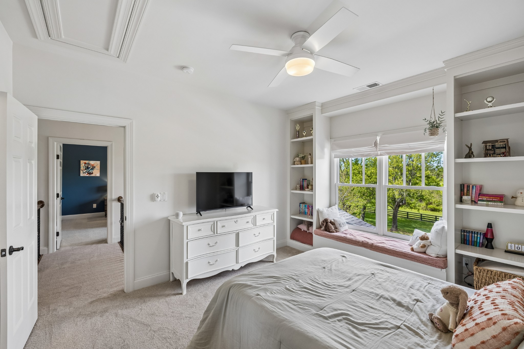 555 Avon River Rd