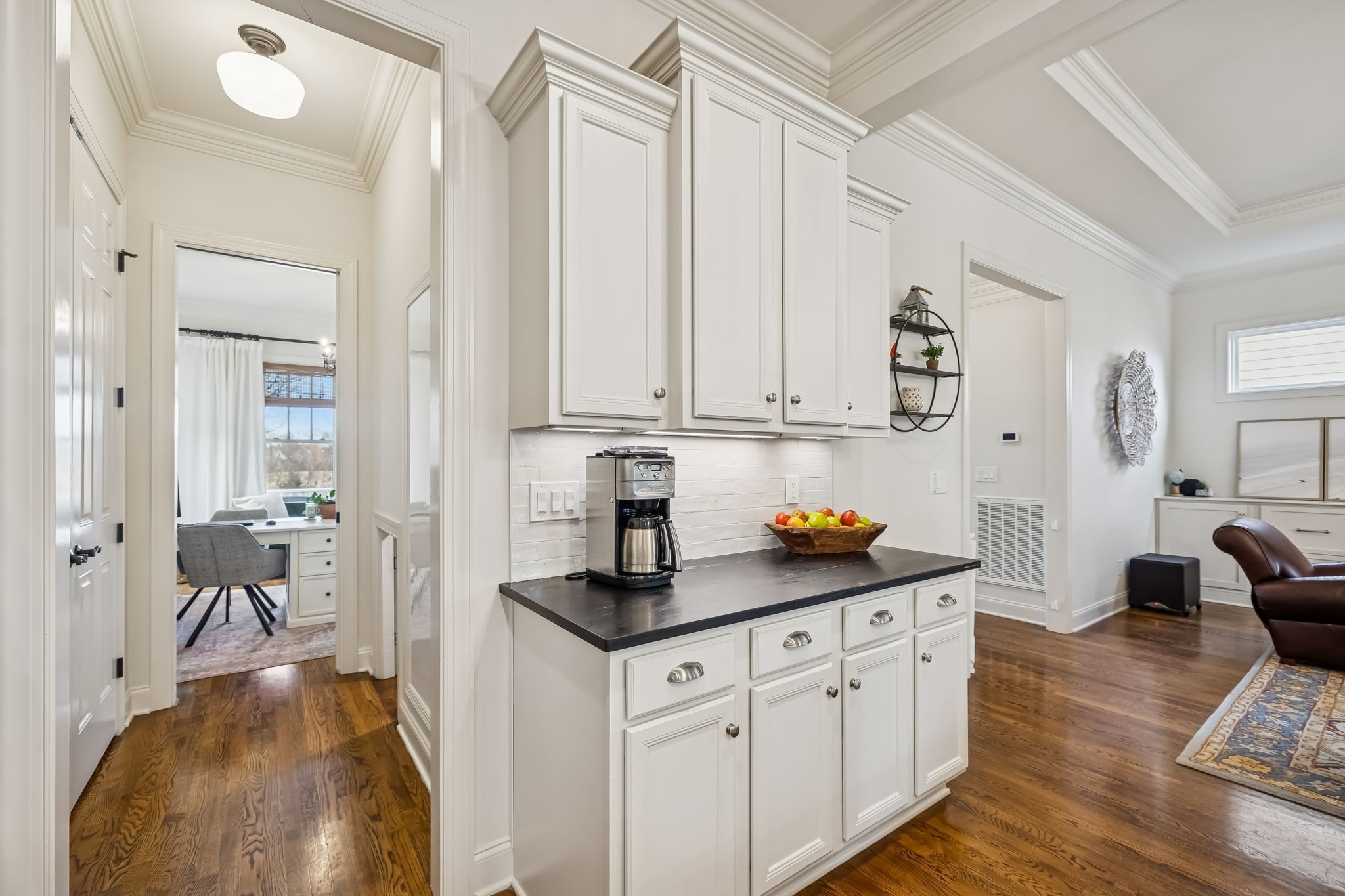 555 Avon River Rd