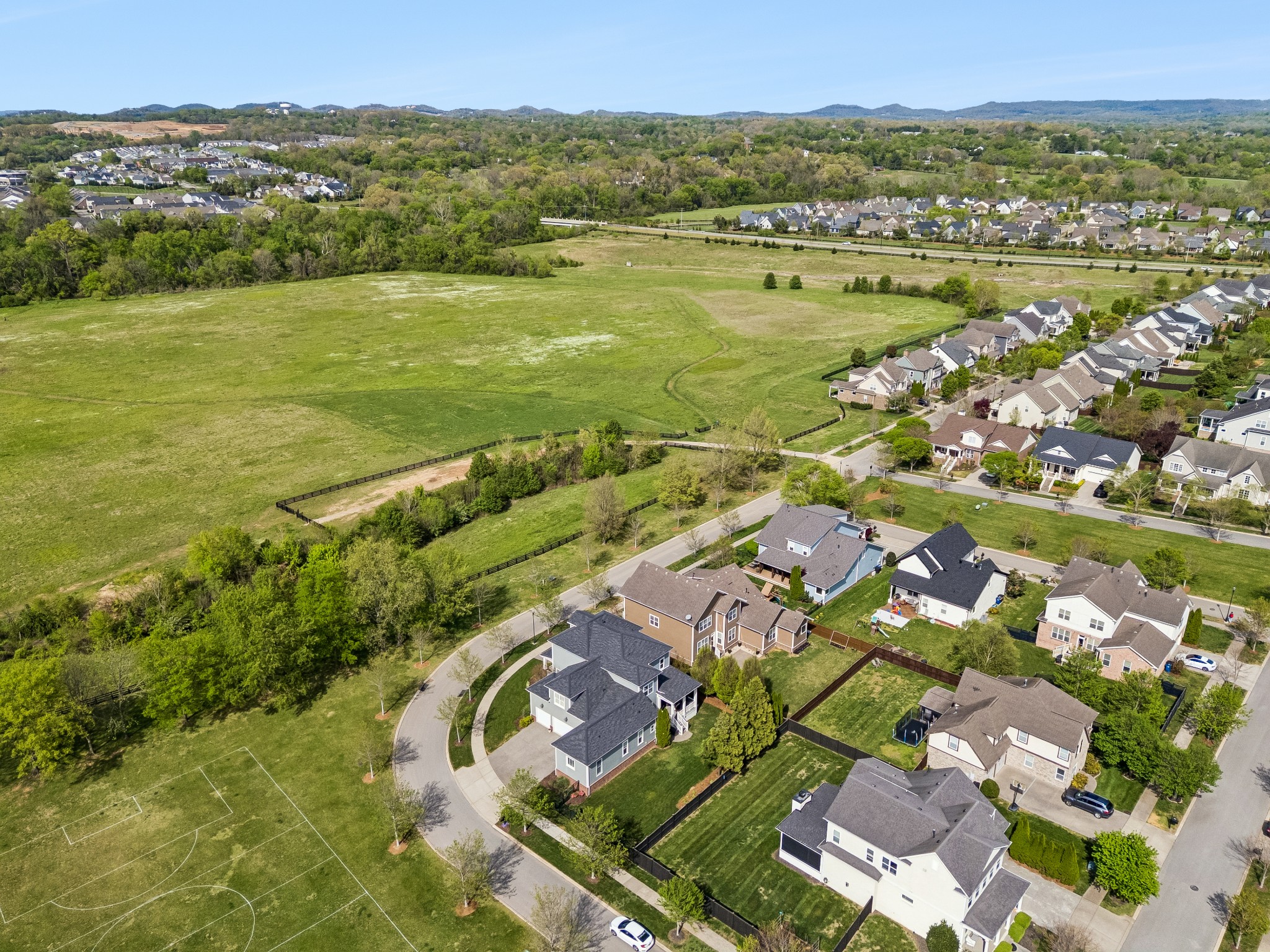 555 Avon River Rd