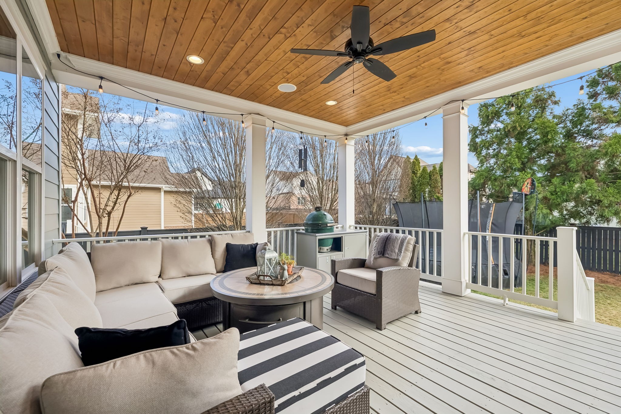 555 Avon River Rd