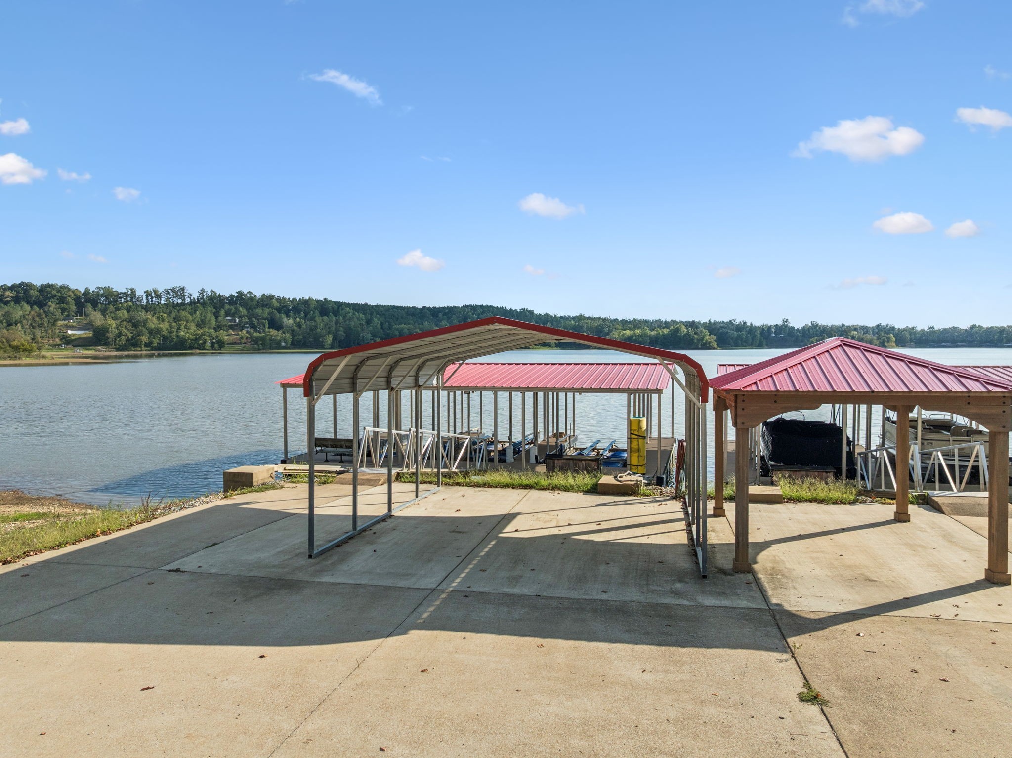 824 Driftwood Dr