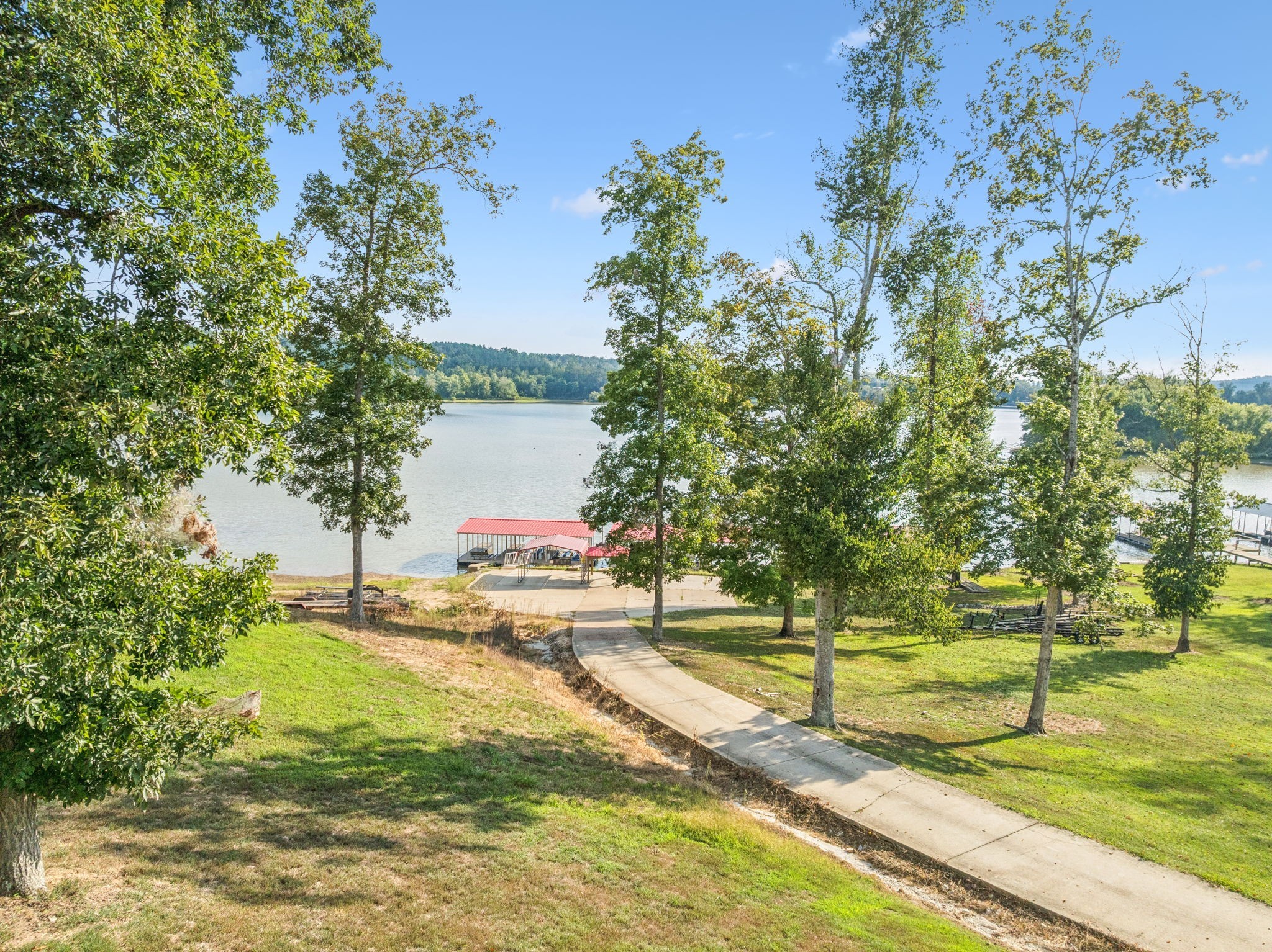 824 Driftwood Dr
