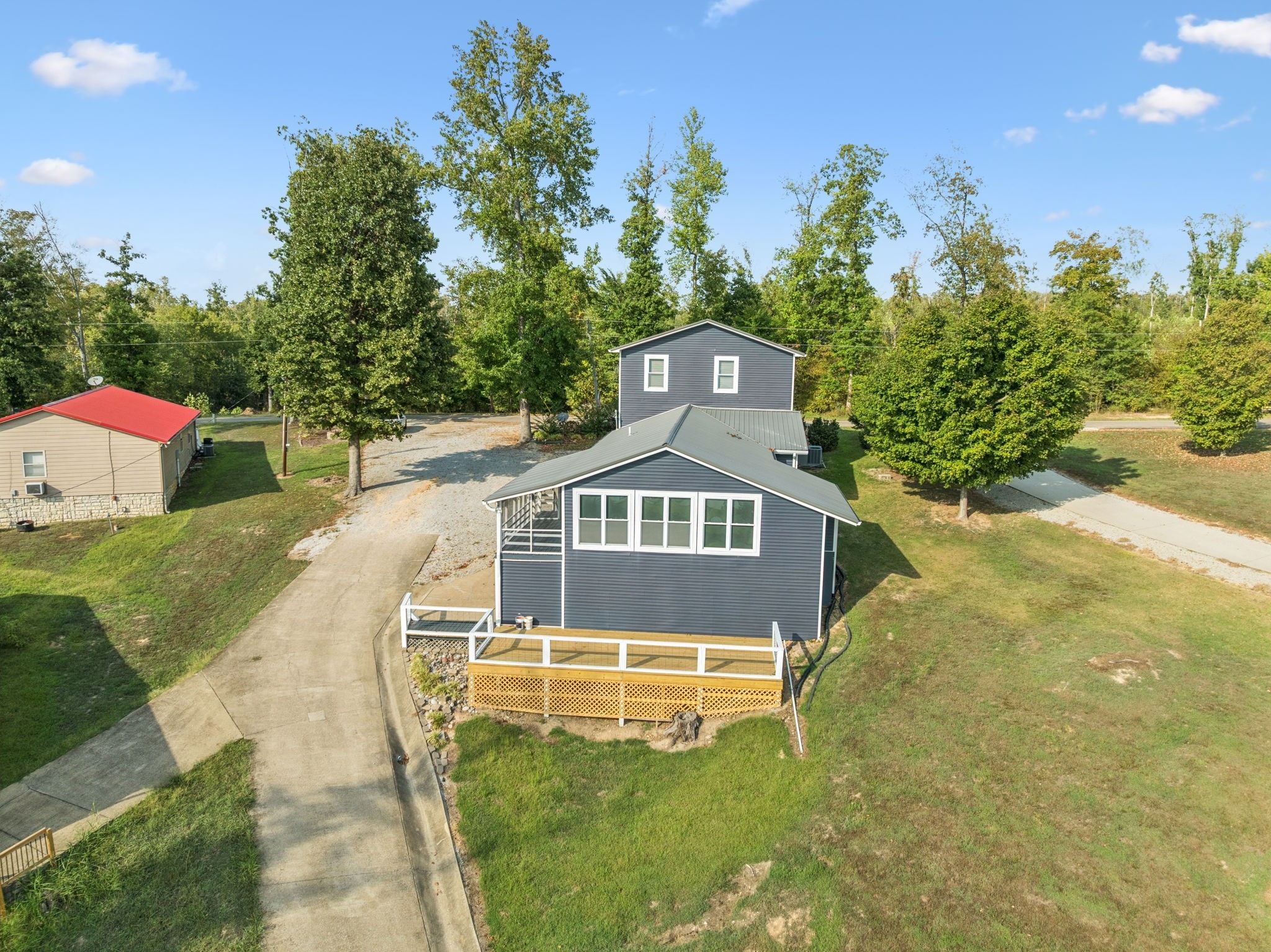 824 Driftwood Dr