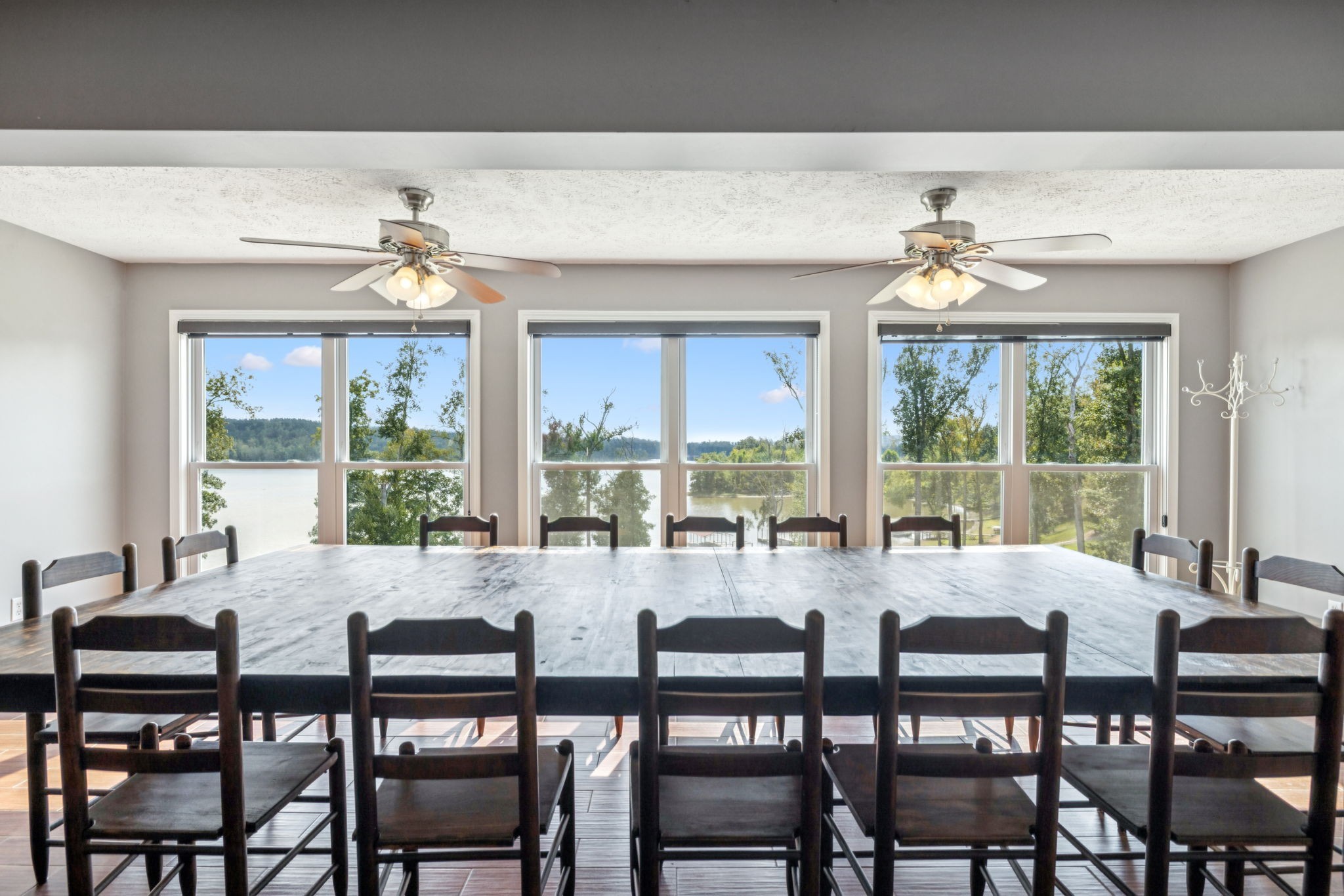 824 Driftwood Dr