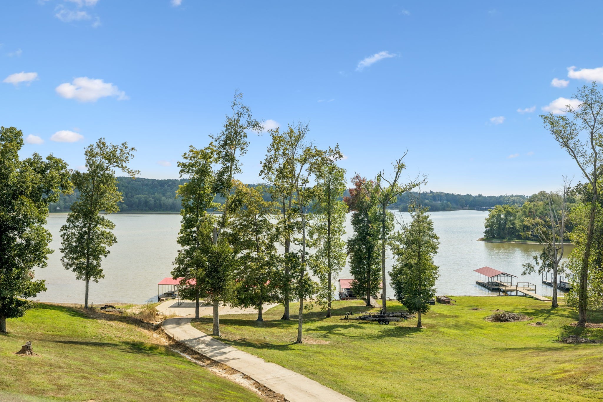 824 Driftwood Dr