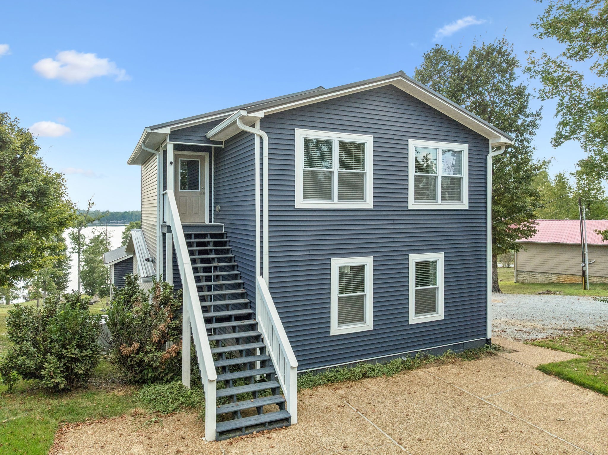824 Driftwood Dr