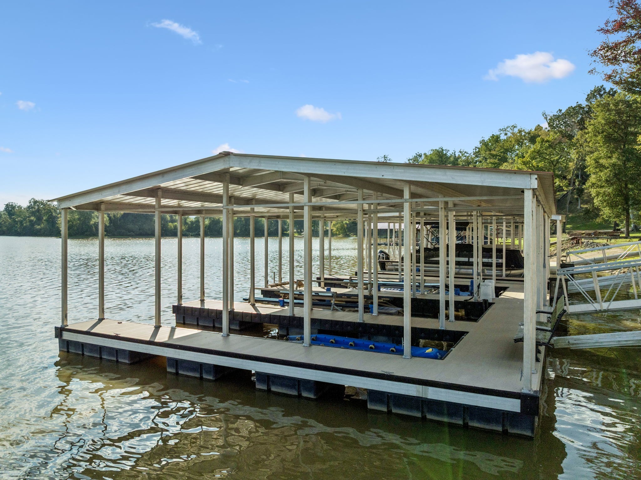 824 Driftwood Dr
