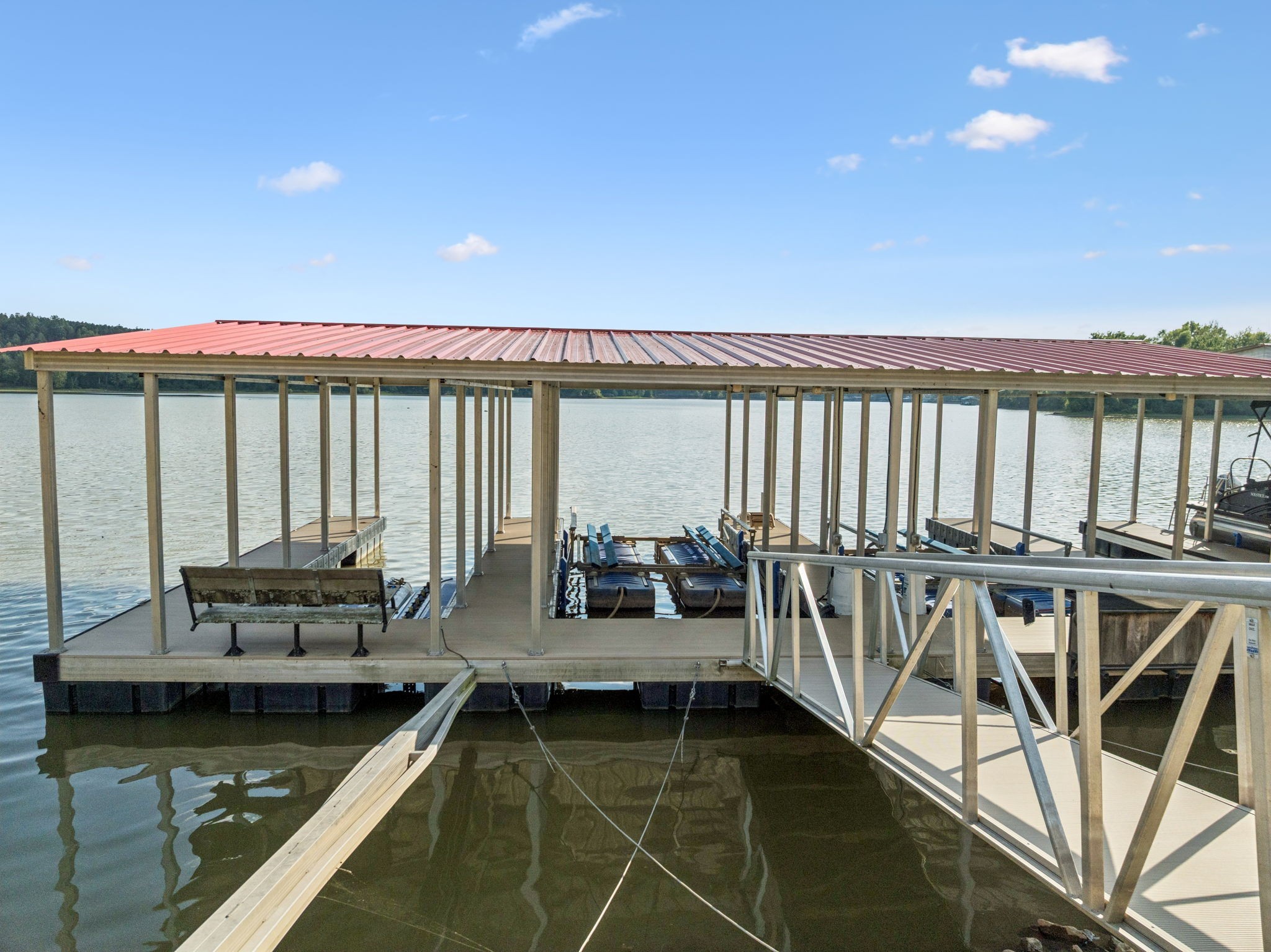 824 Driftwood Dr