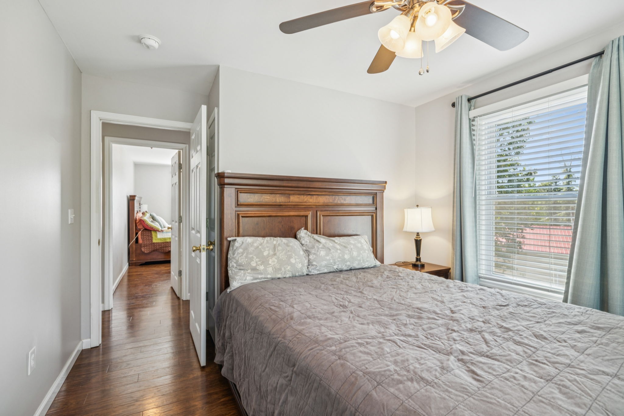824 Driftwood Dr