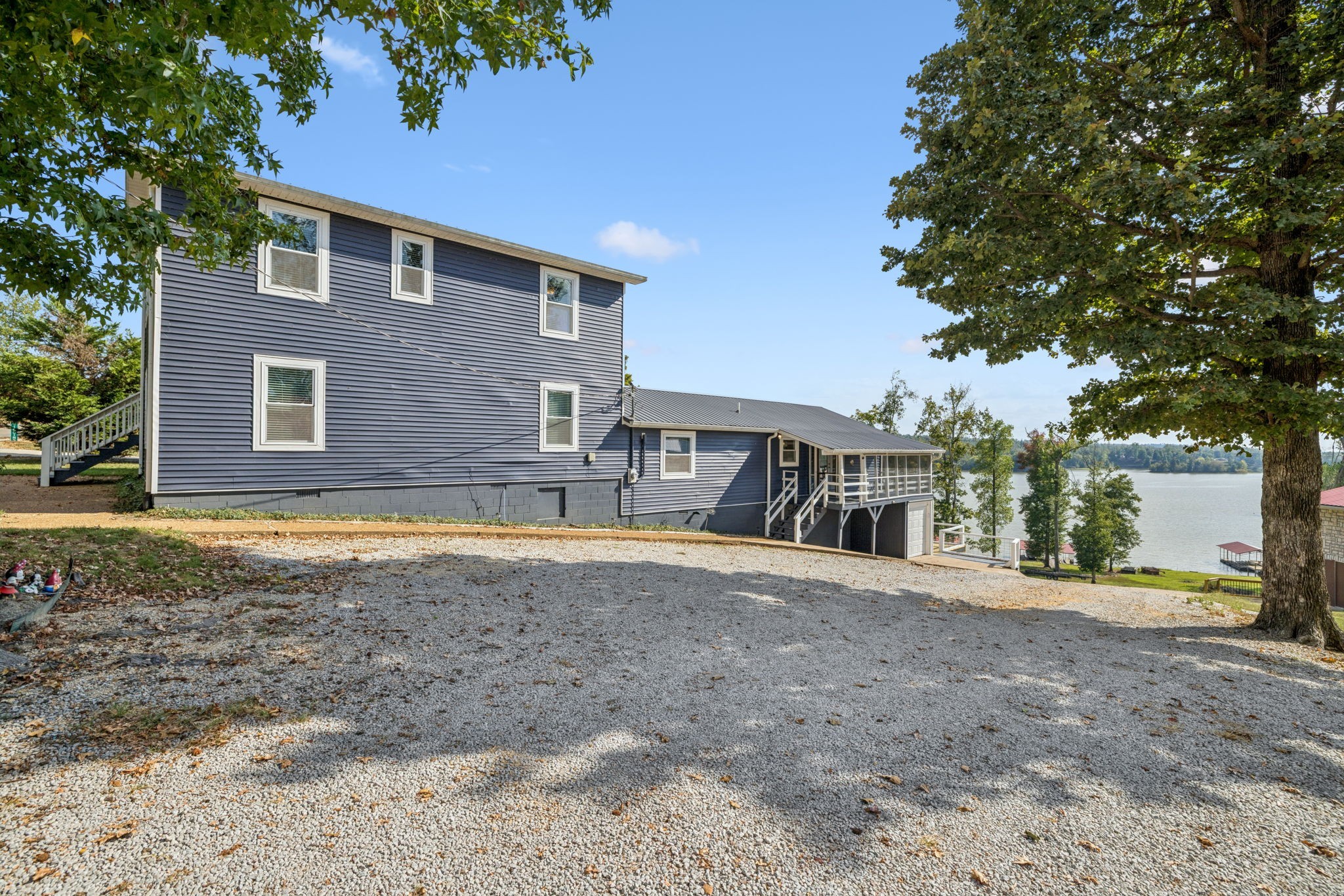 824 Driftwood Dr