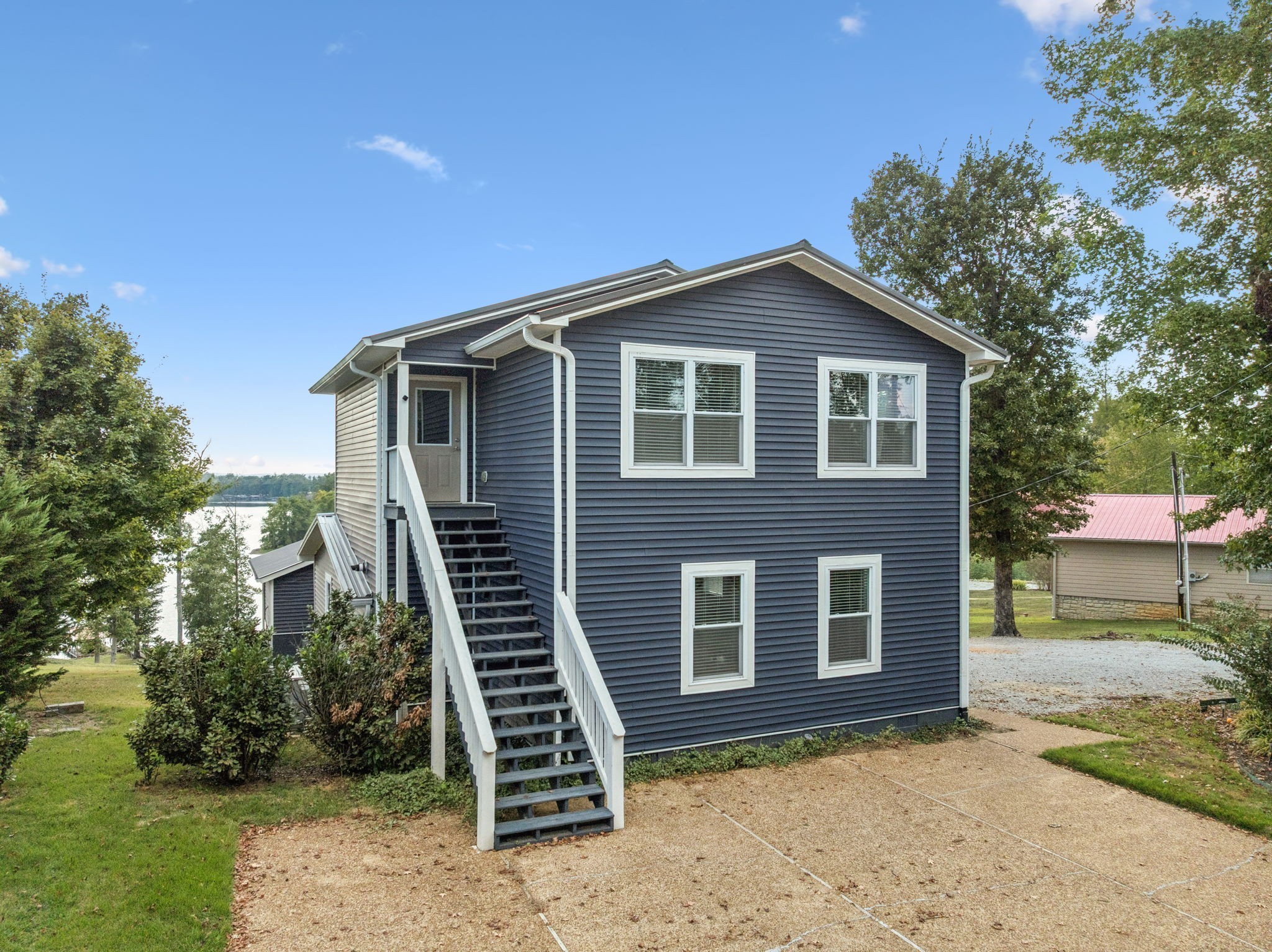 824 Driftwood Dr