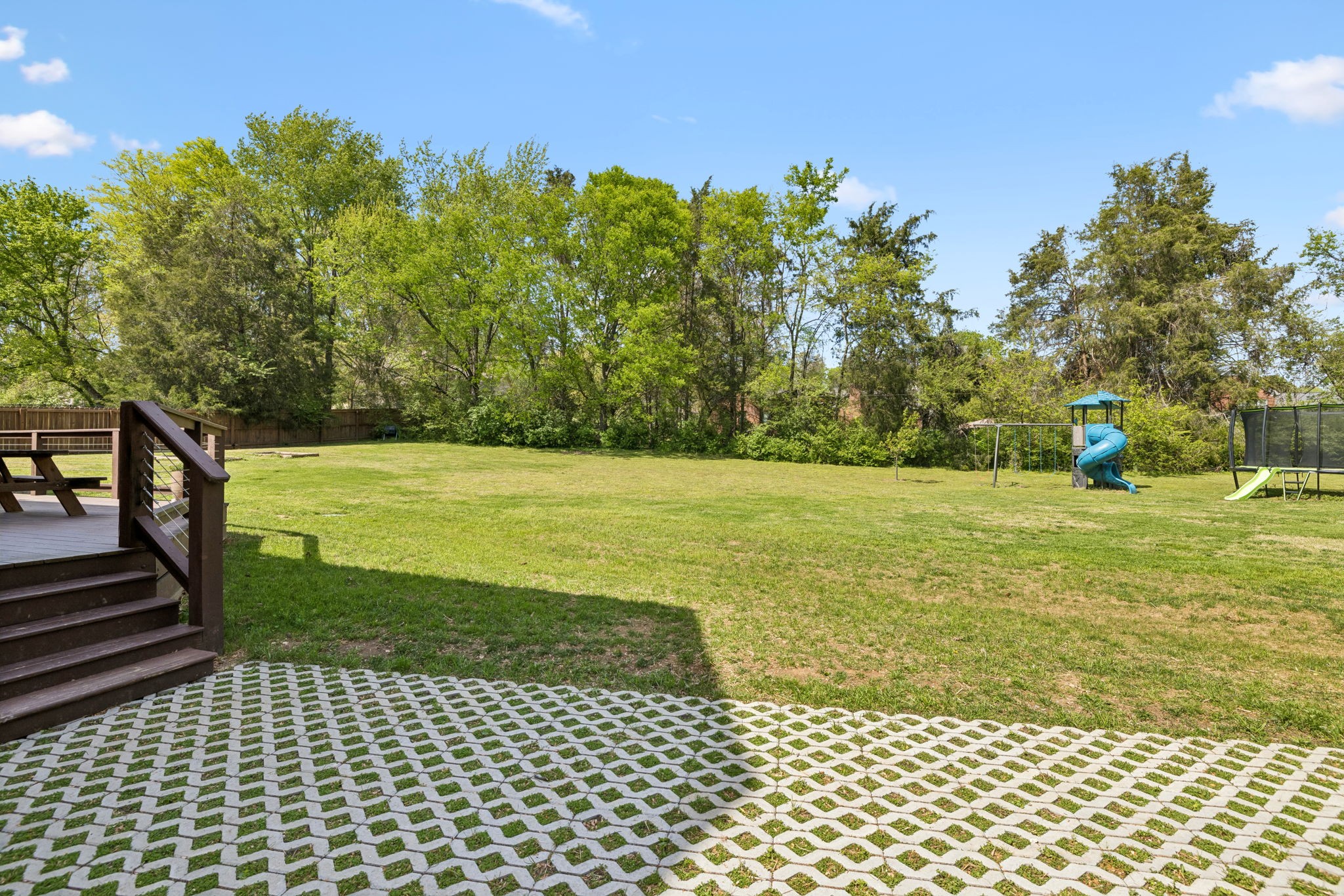 410 Martingale Dr