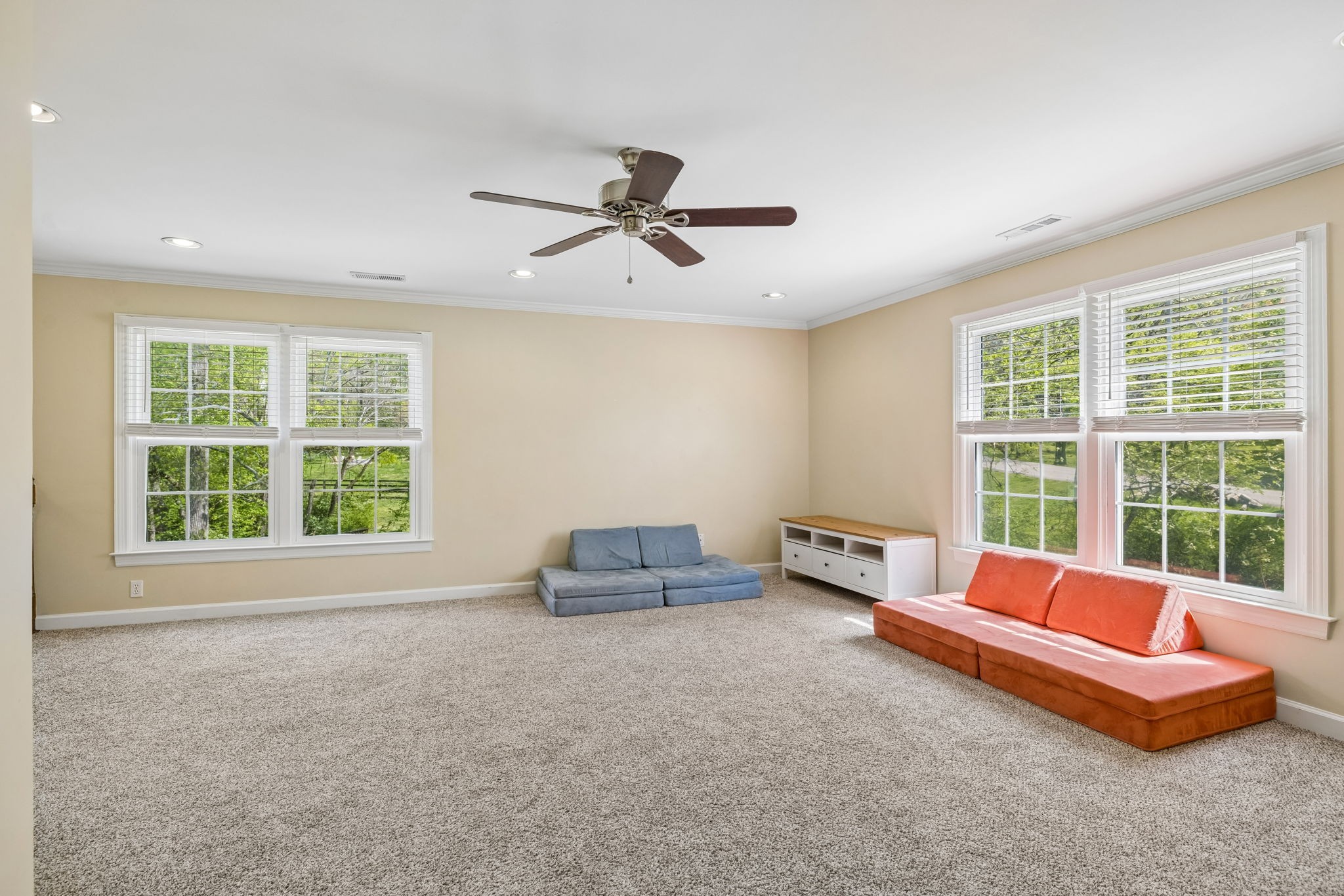 410 Martingale Dr