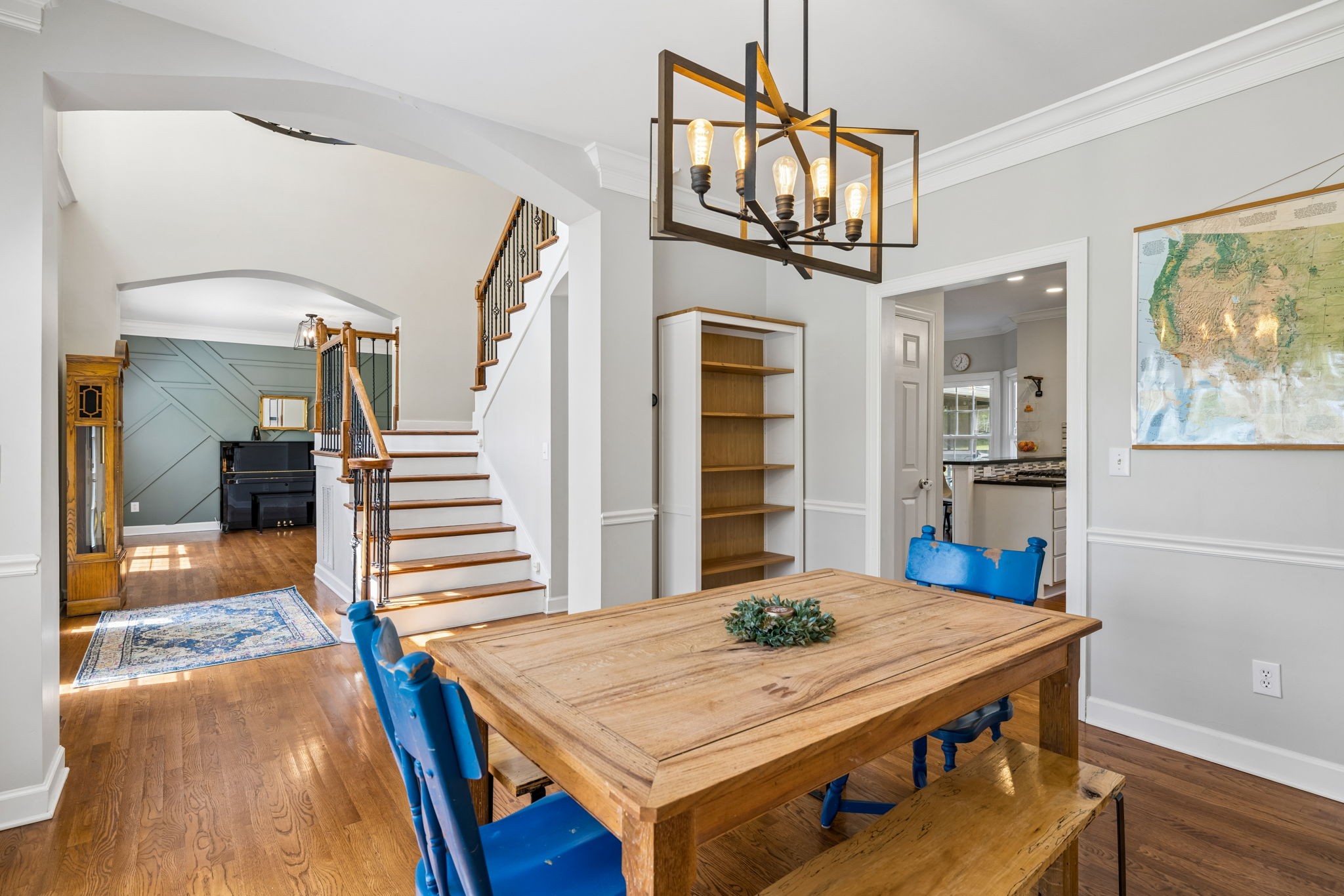 410 Martingale Dr