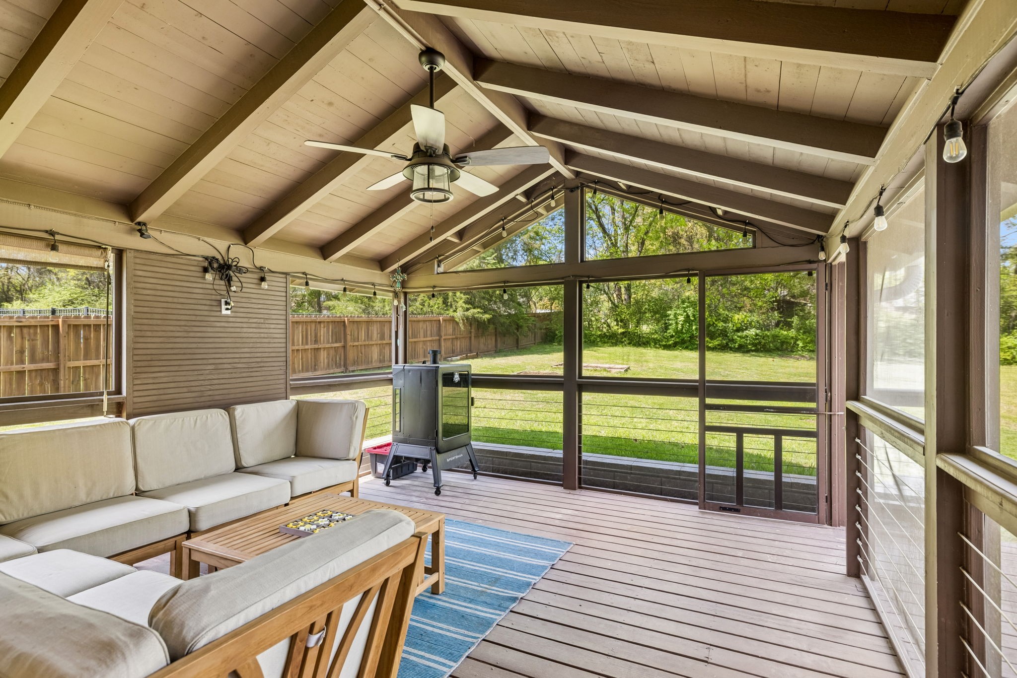 410 Martingale Dr