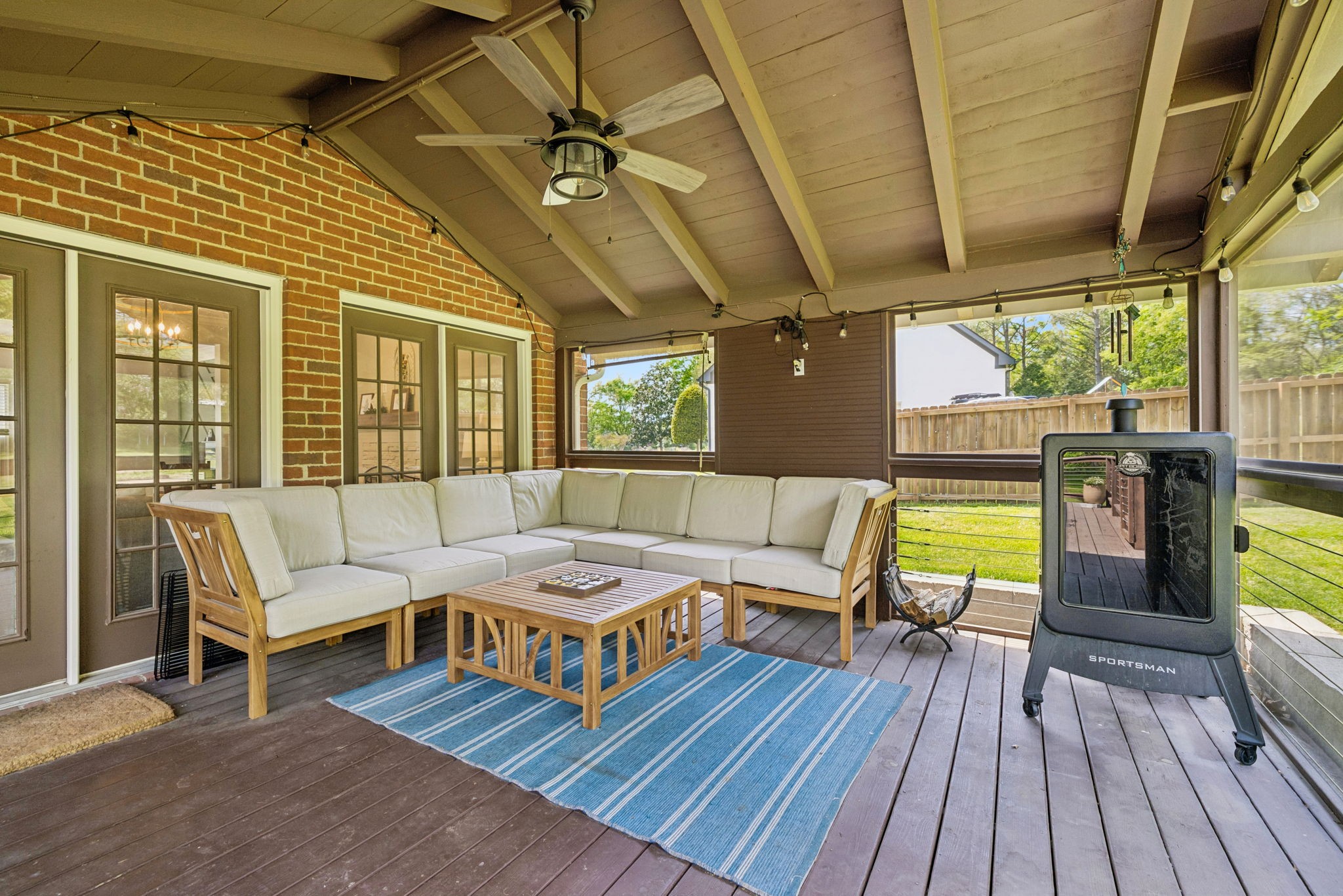 410 Martingale Dr