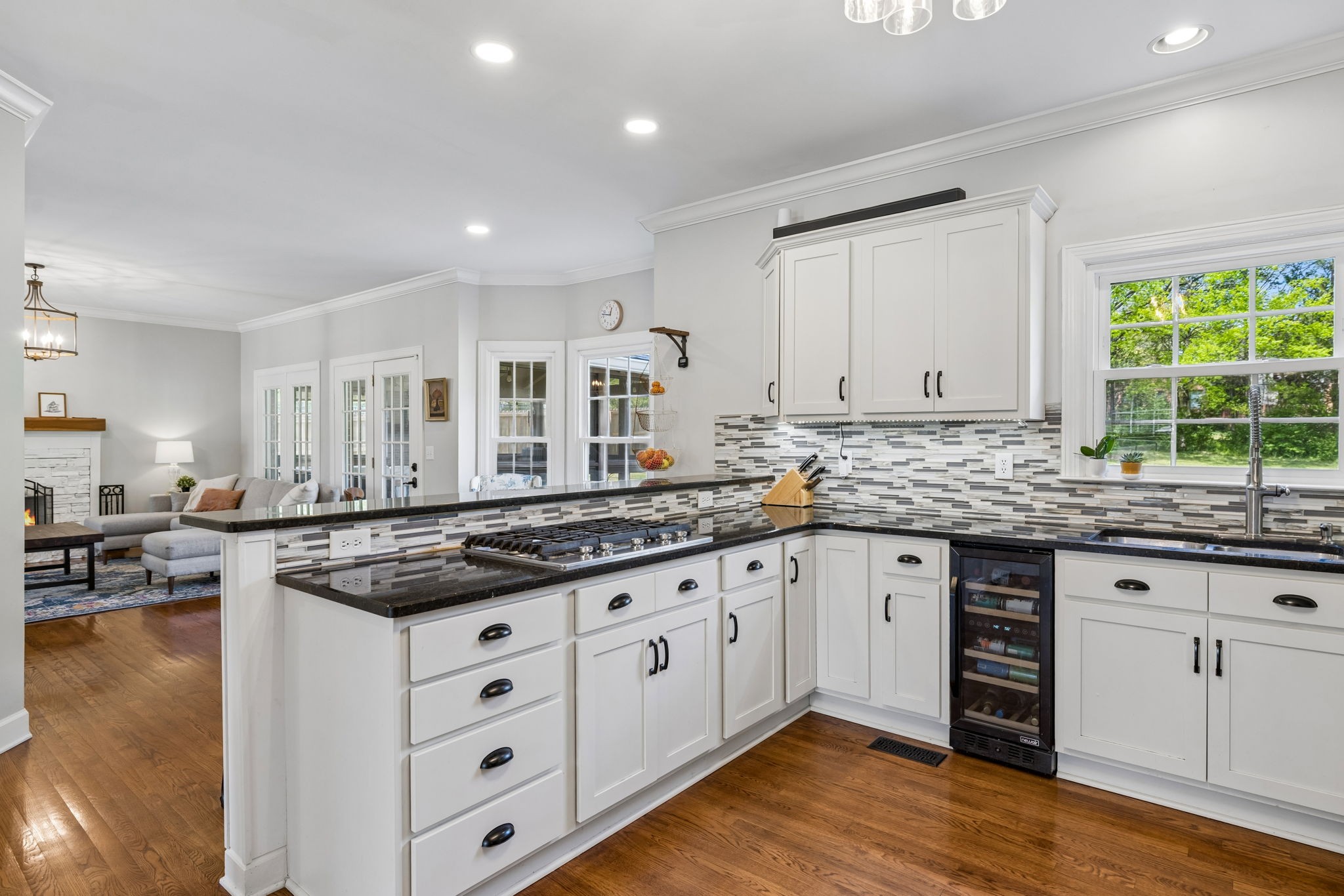 410 Martingale Dr