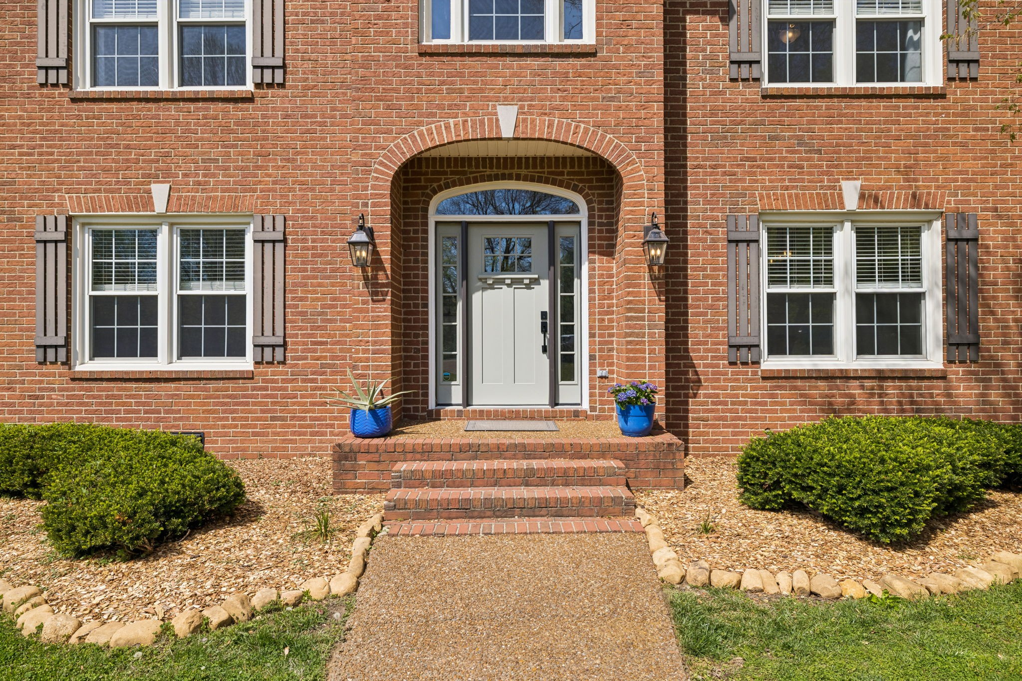 410 Martingale Dr
