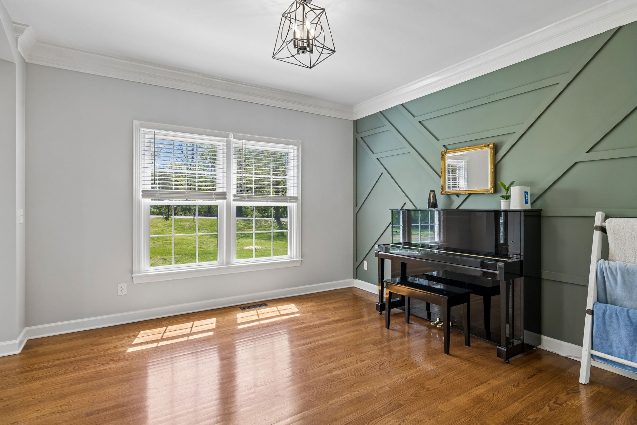 410 Martingale Dr