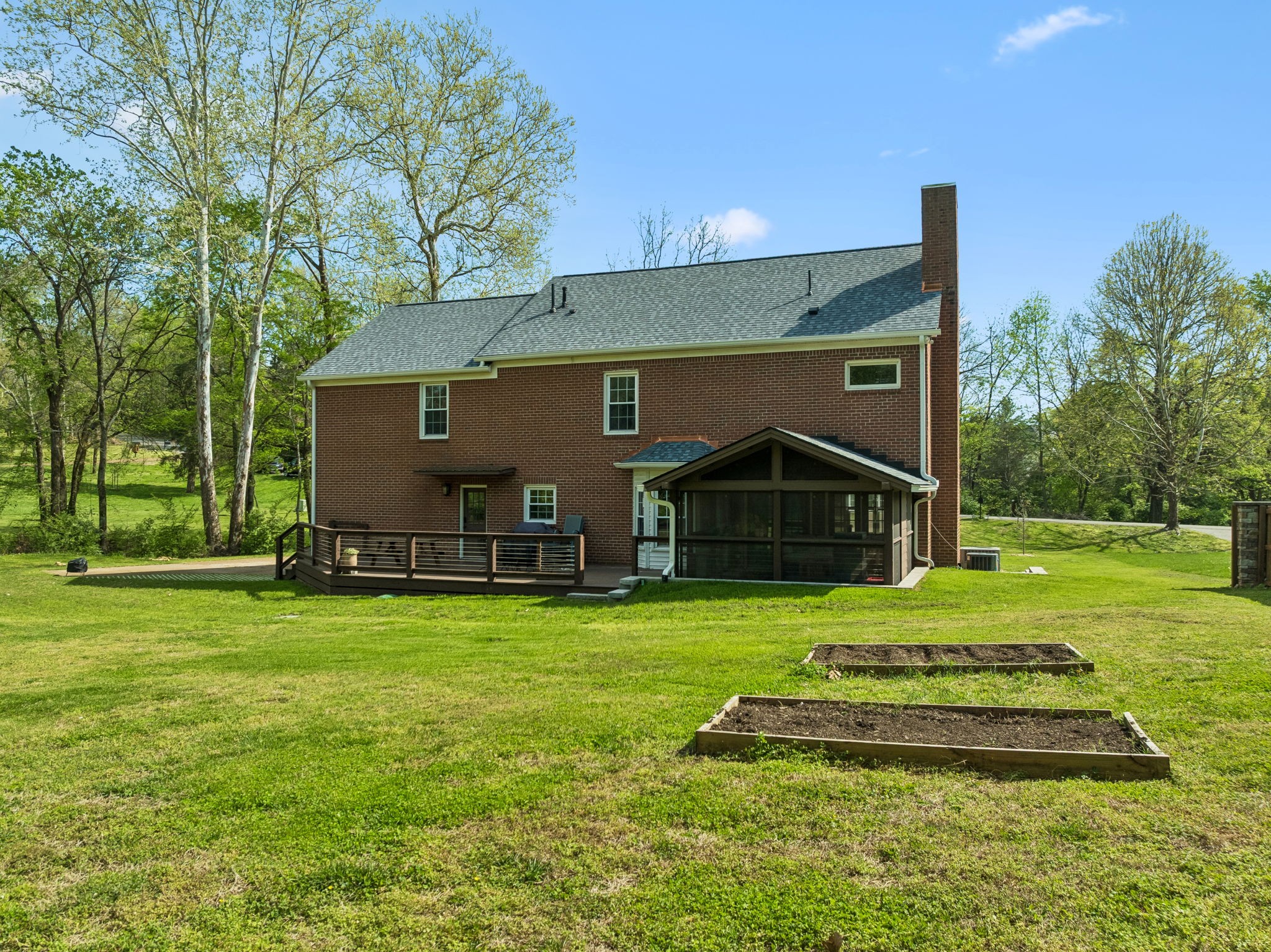 410 Martingale Dr