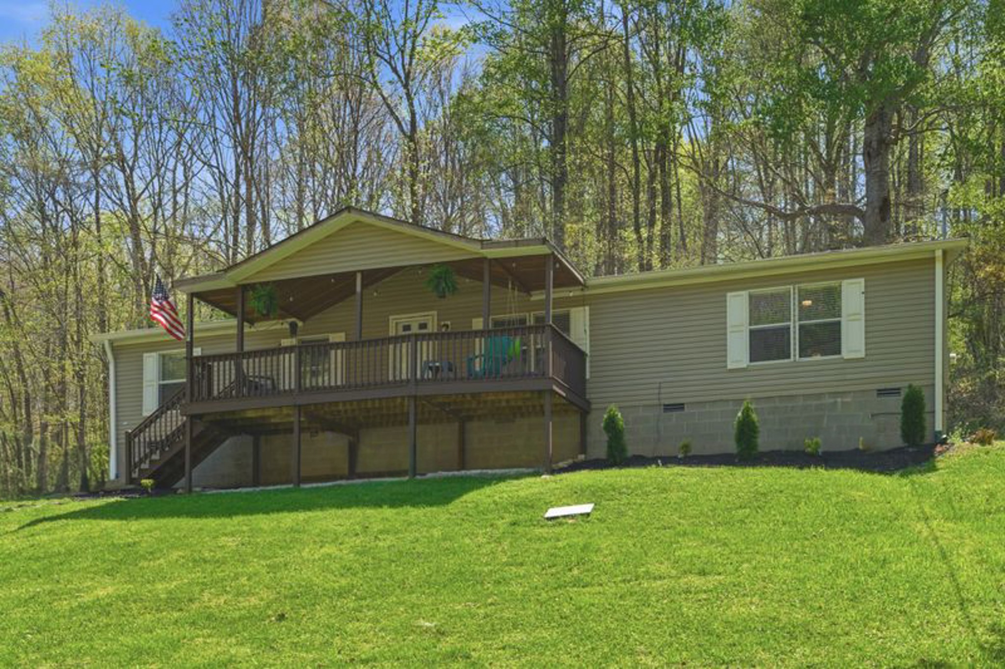 2825 Claylick Rd