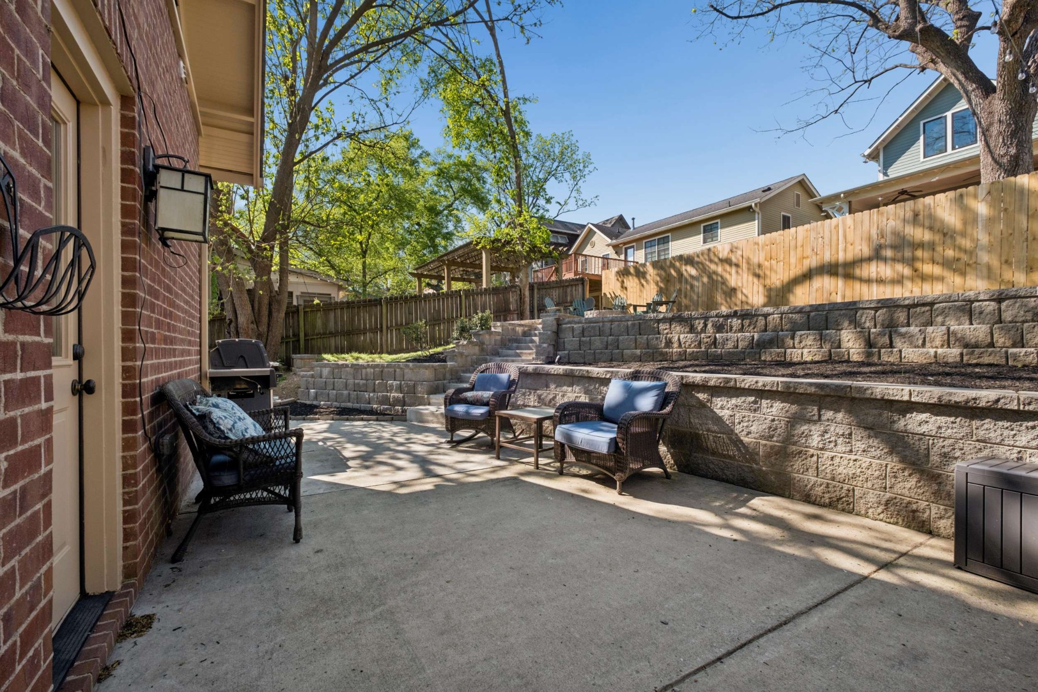 1211 Lillian St
